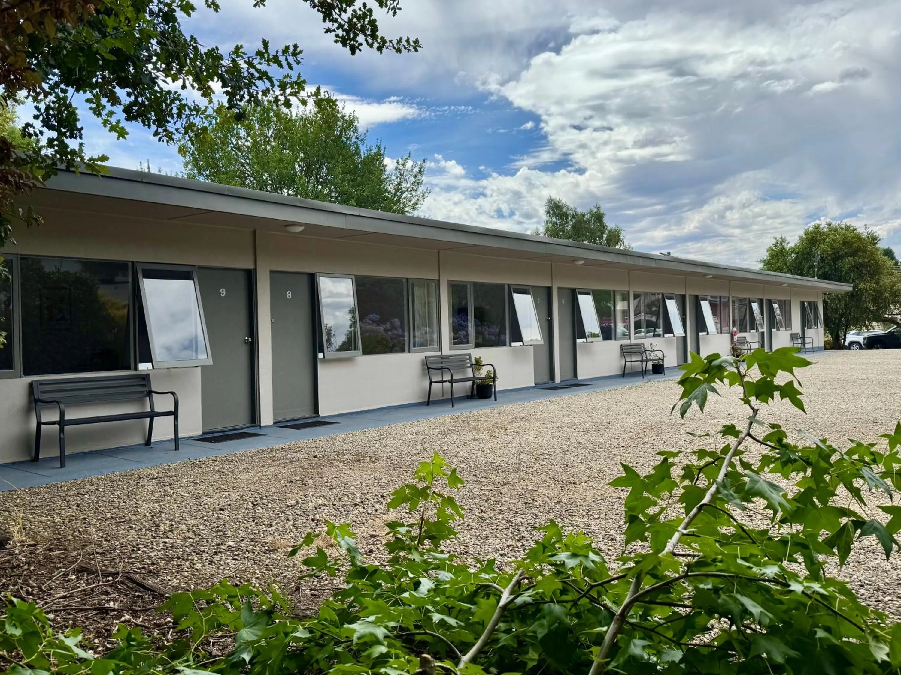 Property building in Mount Beauty Motor Inn