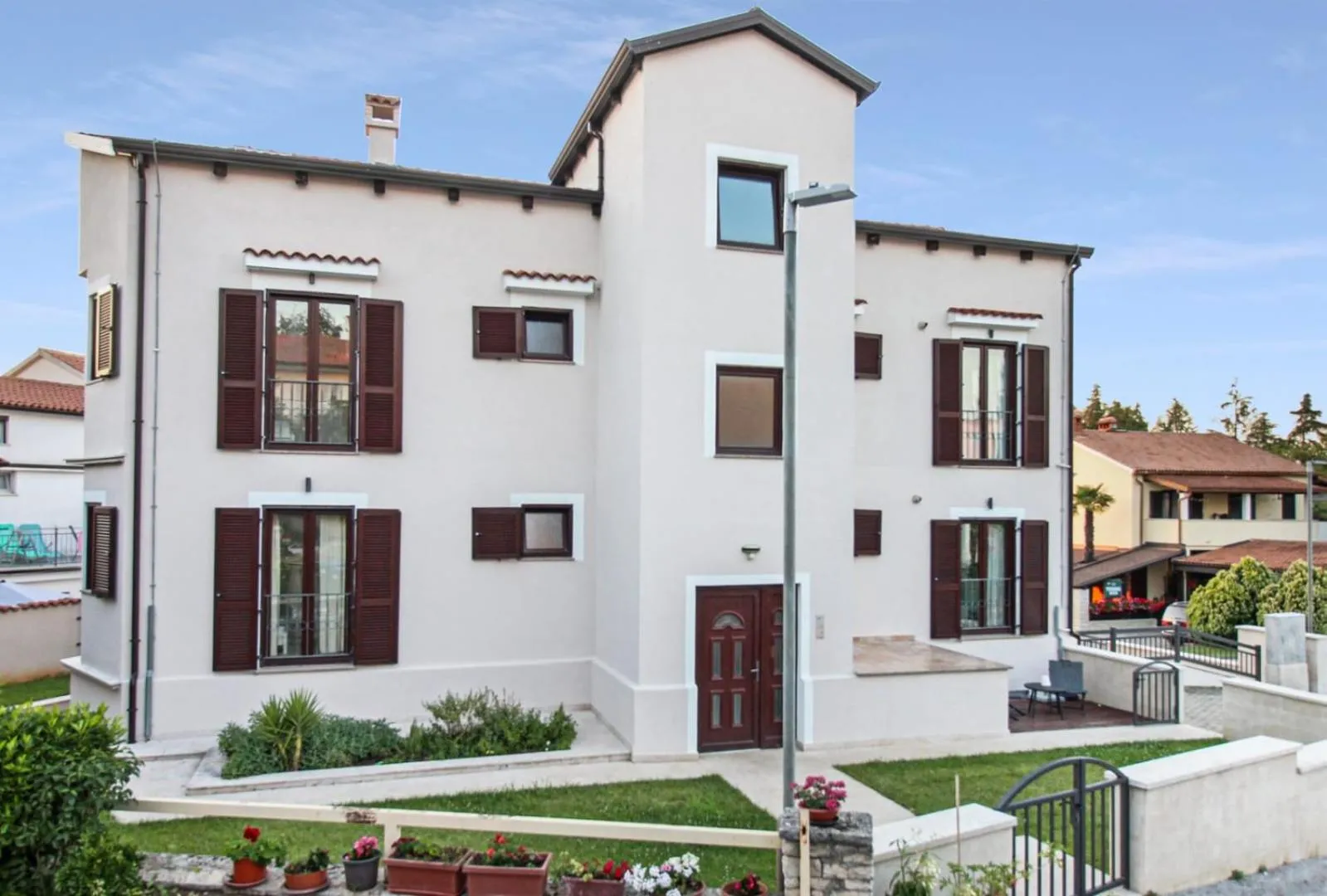Facade/entrance in Apartments Villa Alba