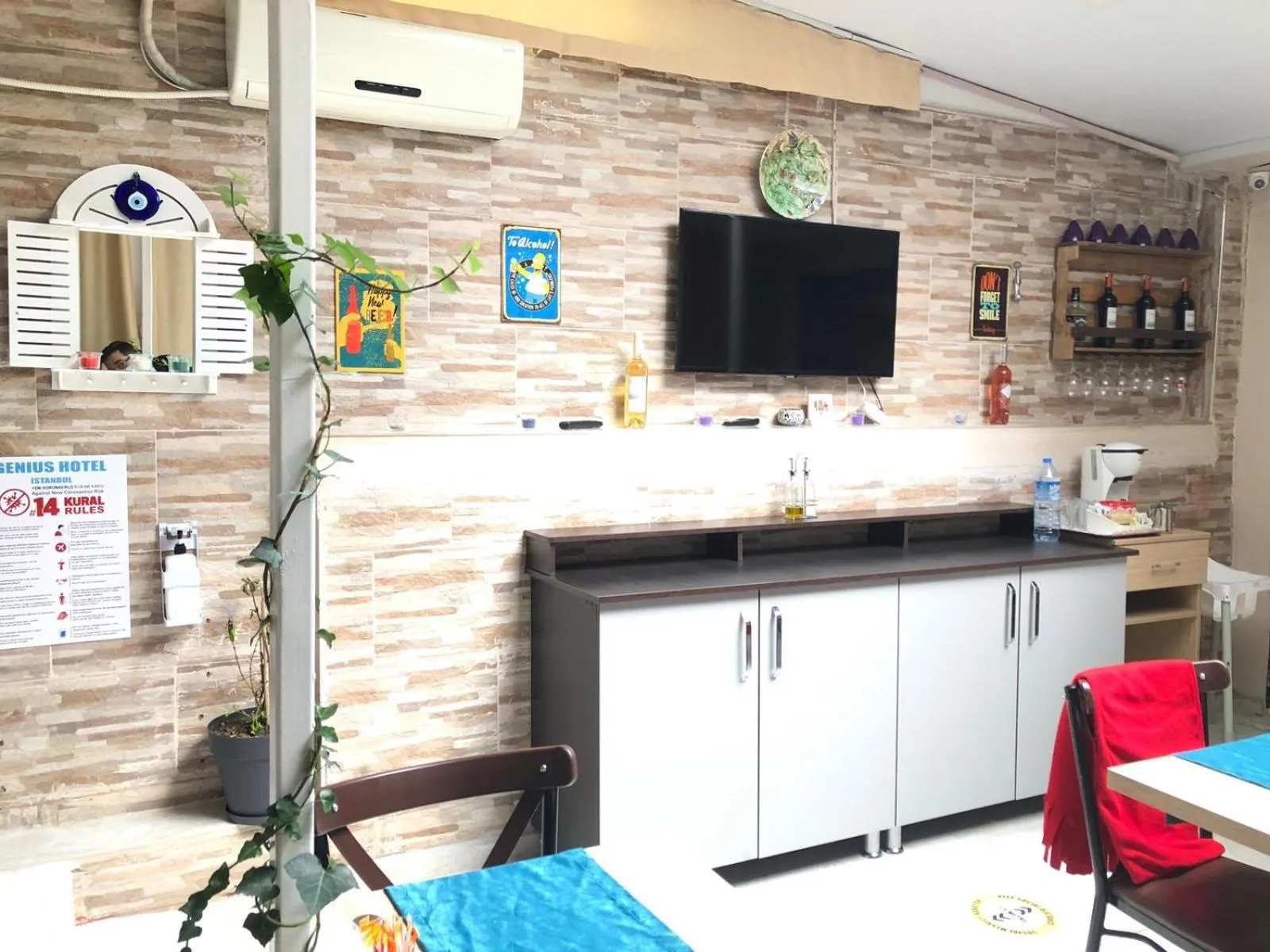 Restaurant/places to eat in Genius Hotel Istanbul