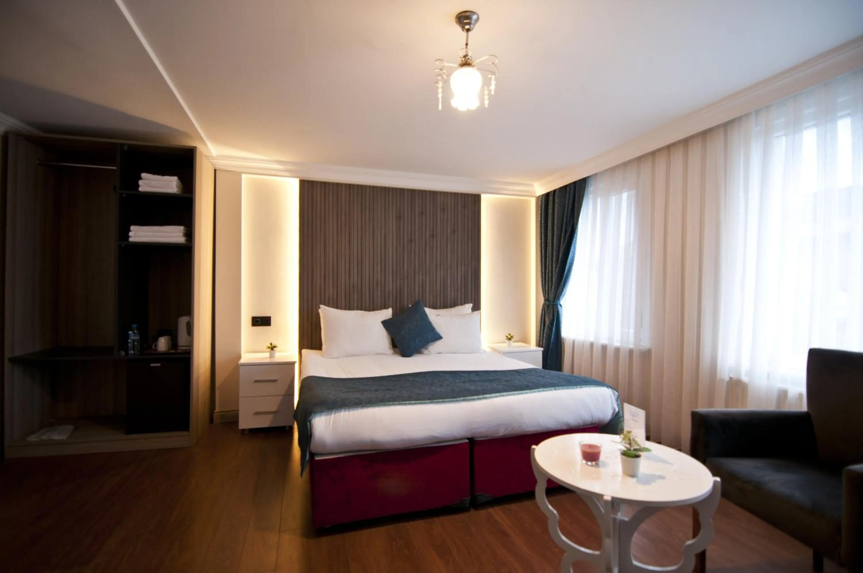 Property building, Bed in Genius Hotel Istanbul