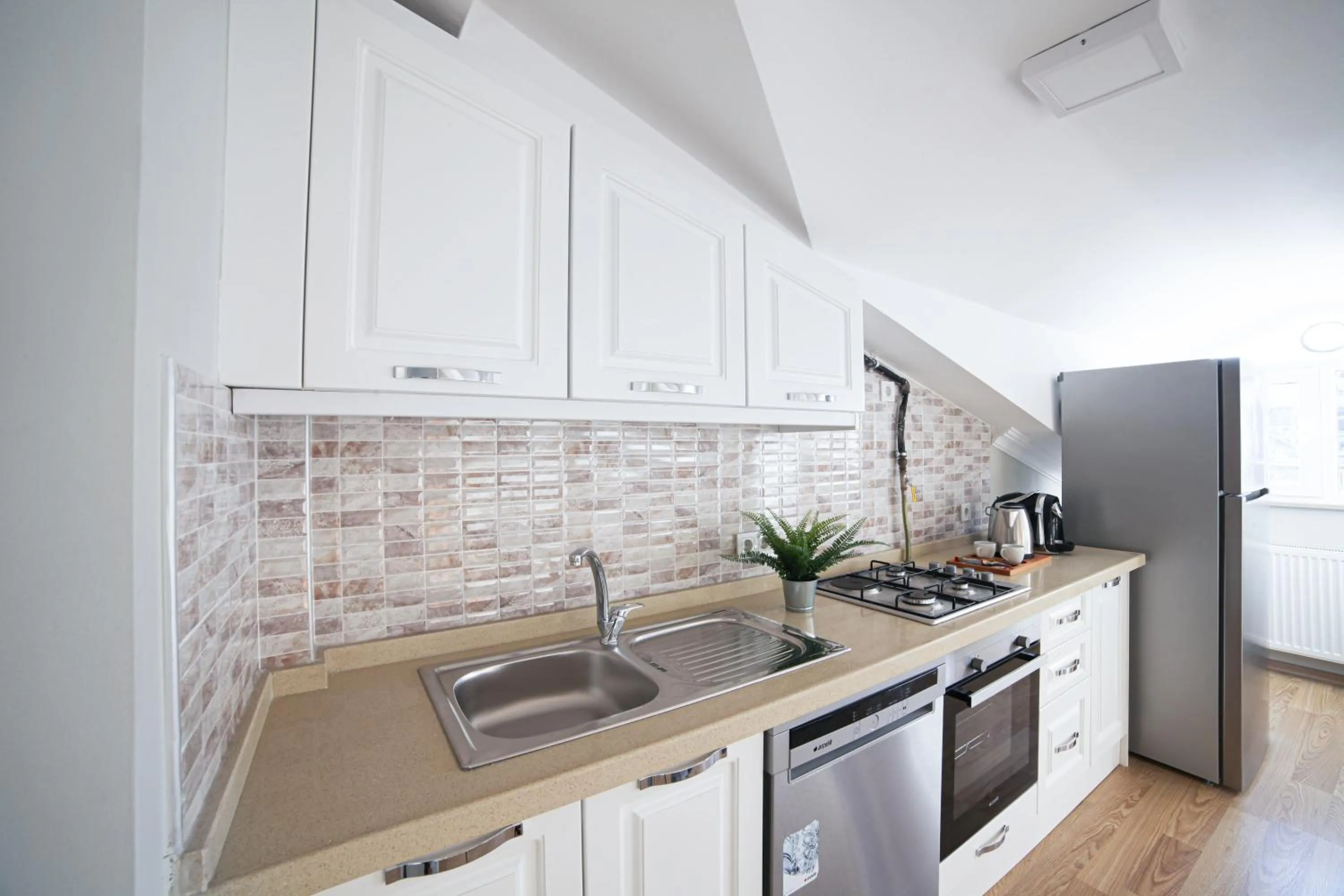 Kitchen or kitchenette in Beddington Residence Sisli