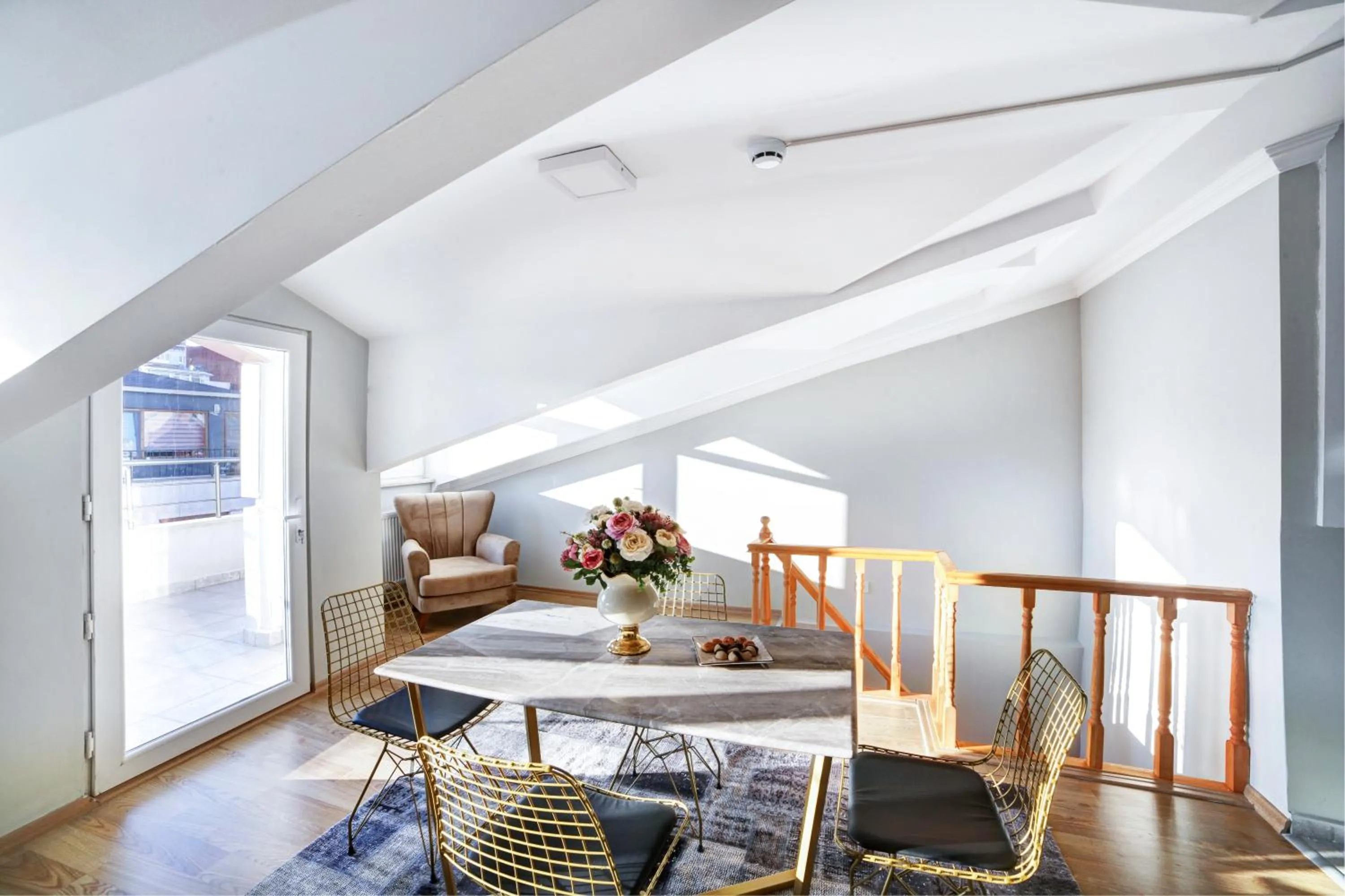 Balcony/Terrace in Beddington Residence Sisli