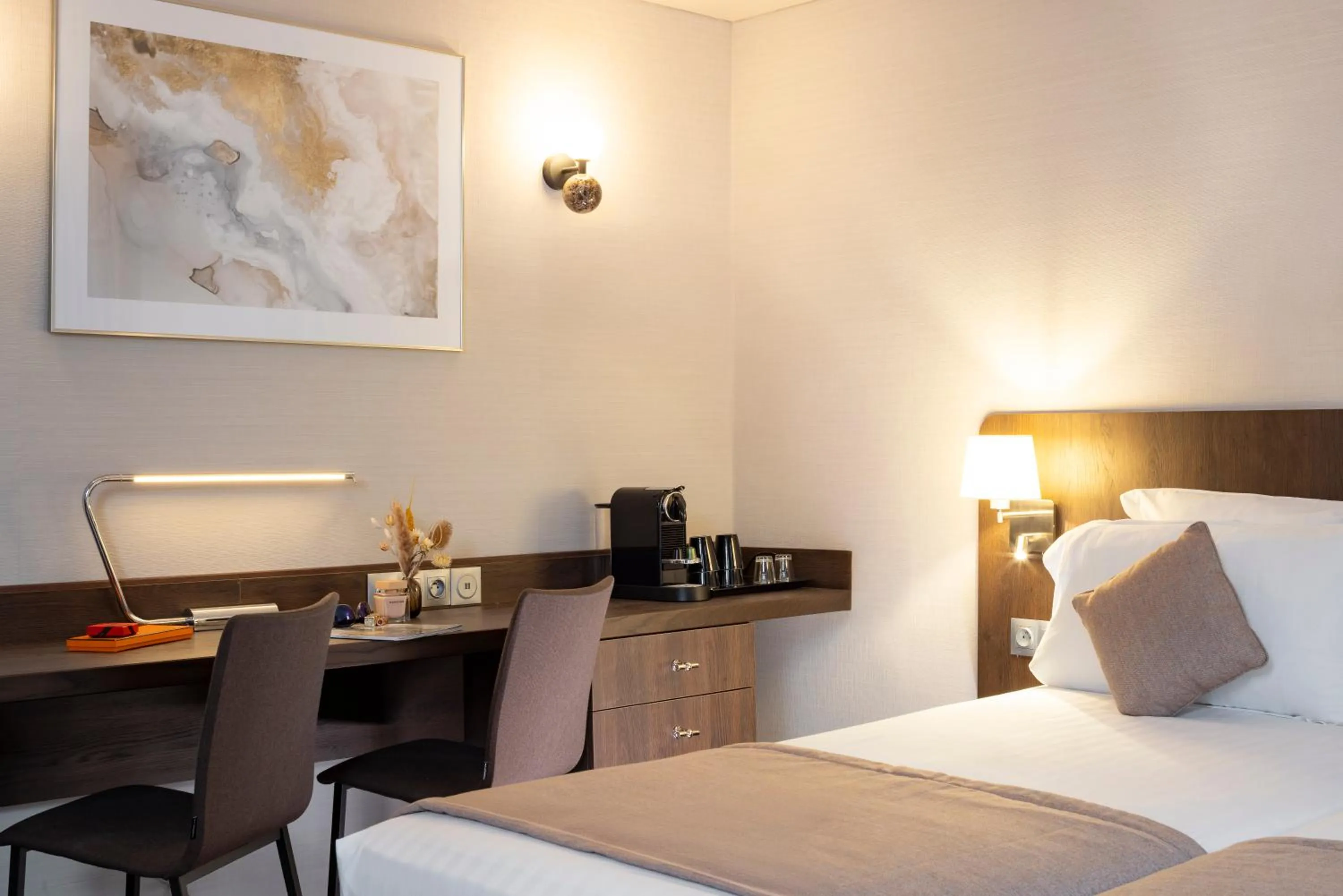 Bed in Hotel Choiseul Opera