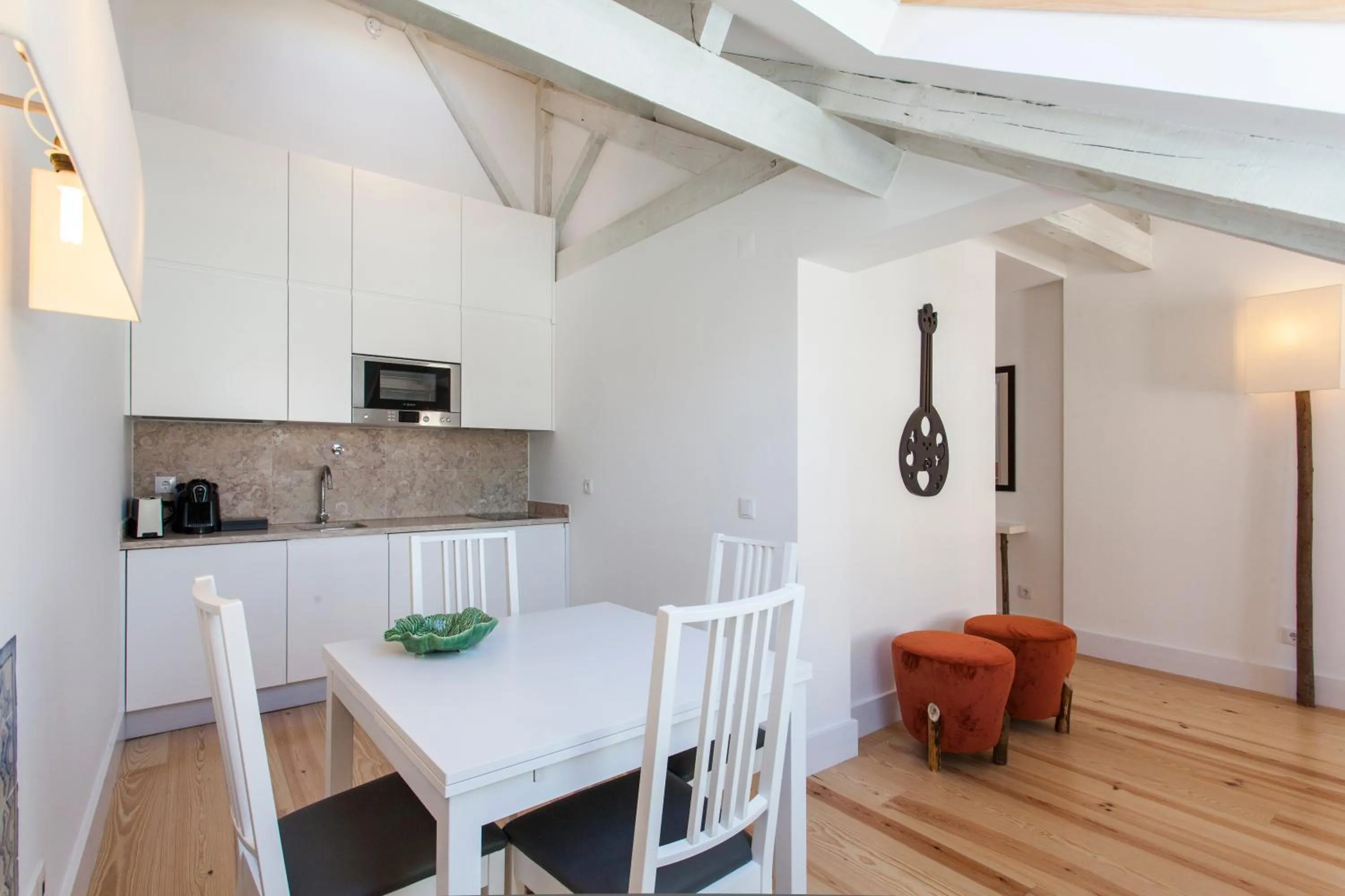 Kitchen or kitchenette in Casas da Baixa - Jules & Madeleine