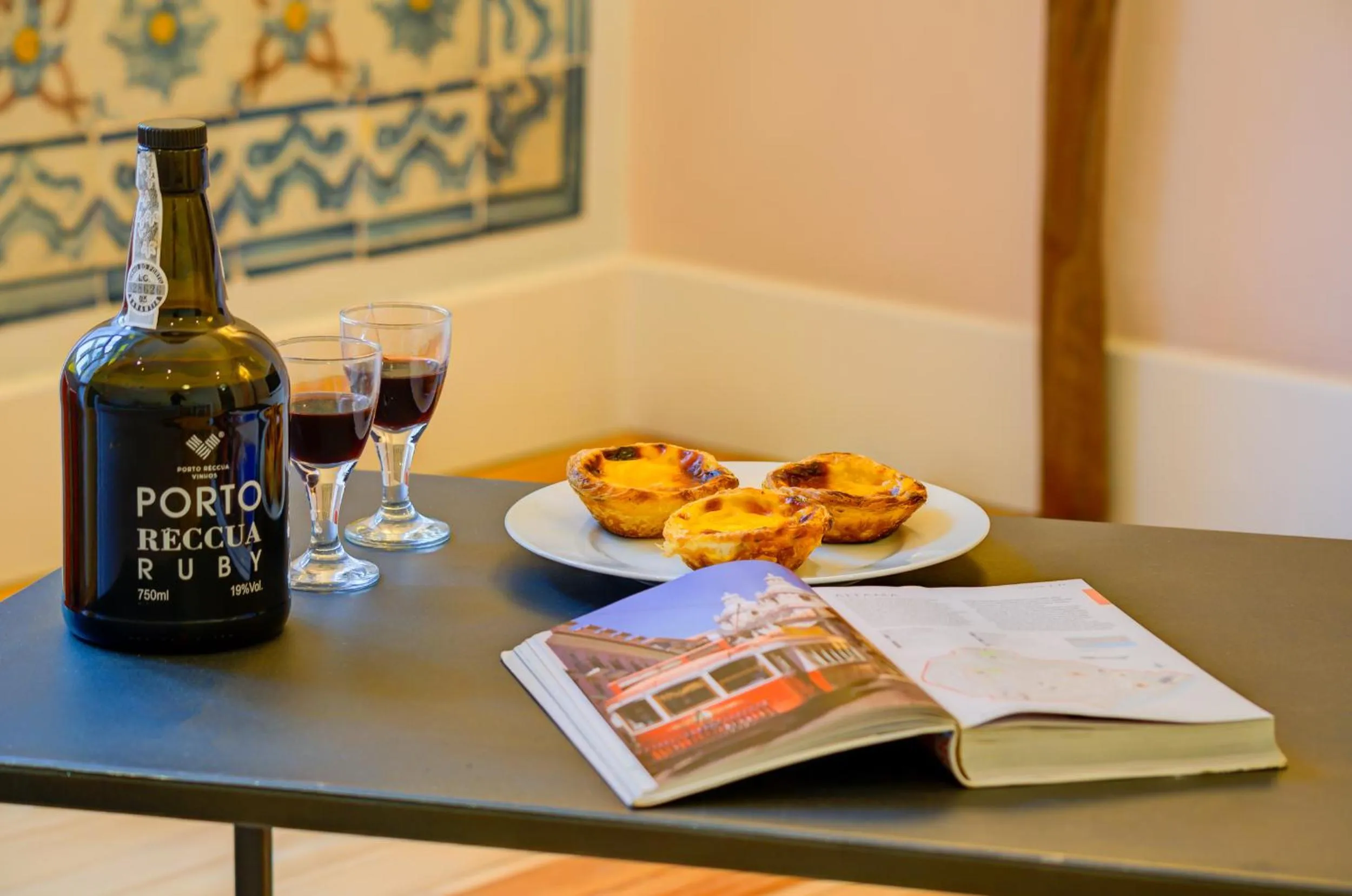 Food and drinks in Casas da Baixa - Jules & Madeleine