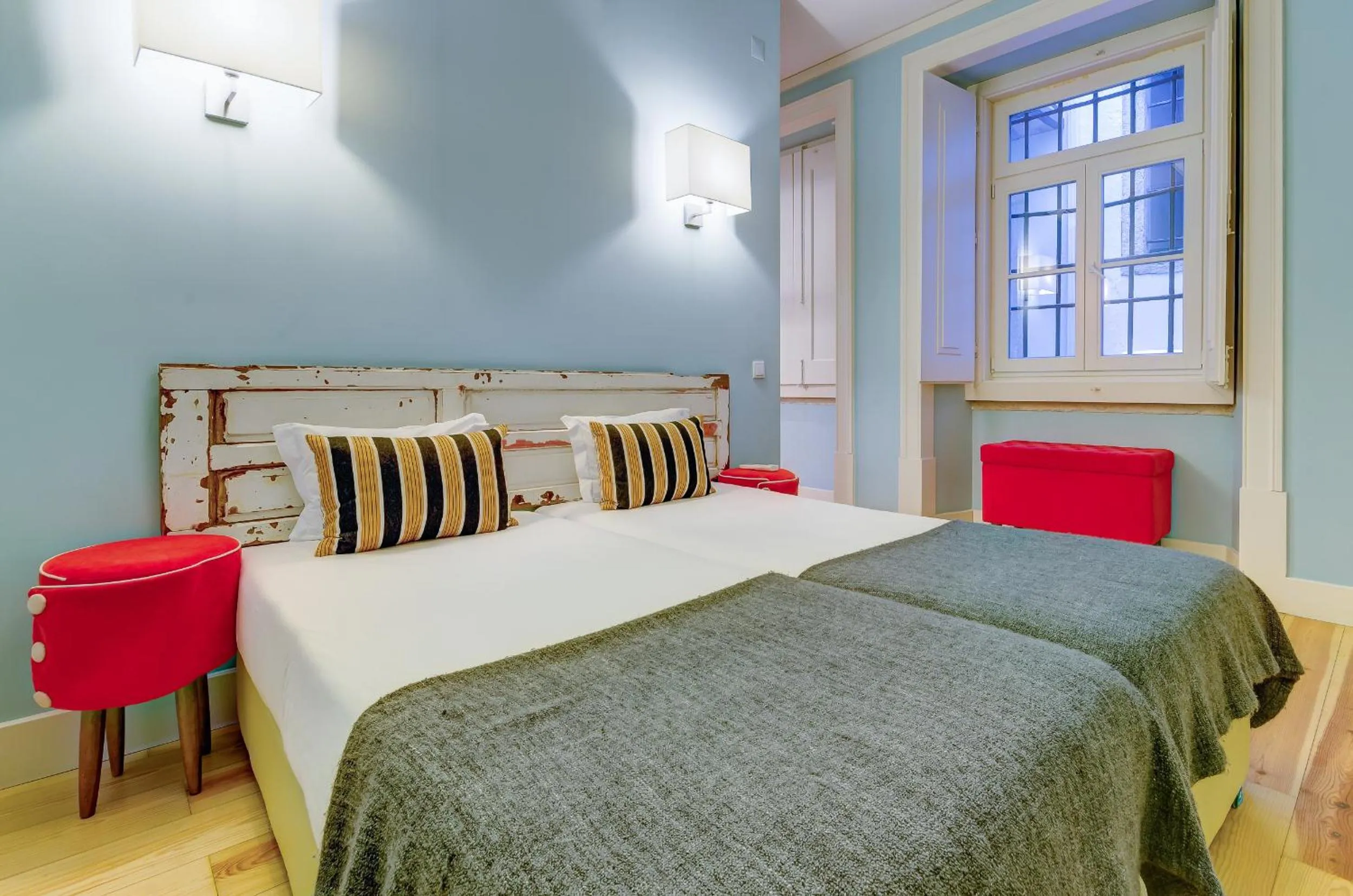 Bedroom, Bed in Casas da Baixa - Jules & Madeleine