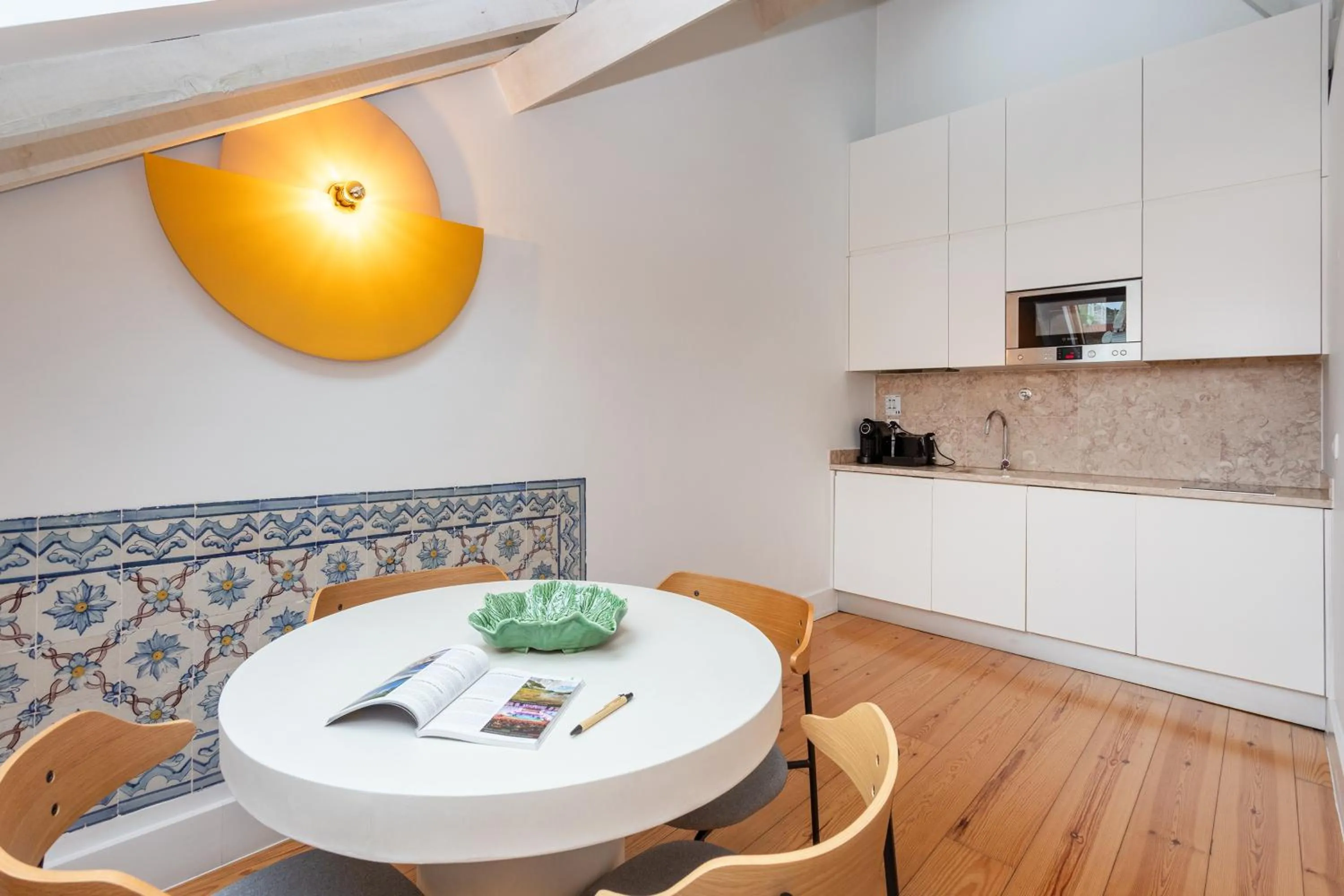 Kitchen or kitchenette in Casas da Baixa - Jules & Madeleine