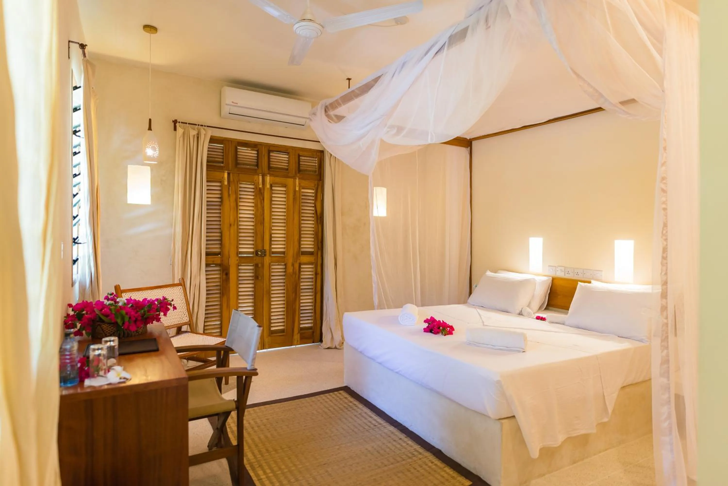 Decorative detail, Bed in Palm Garden ECO Boutique Hotel No Kids under 12