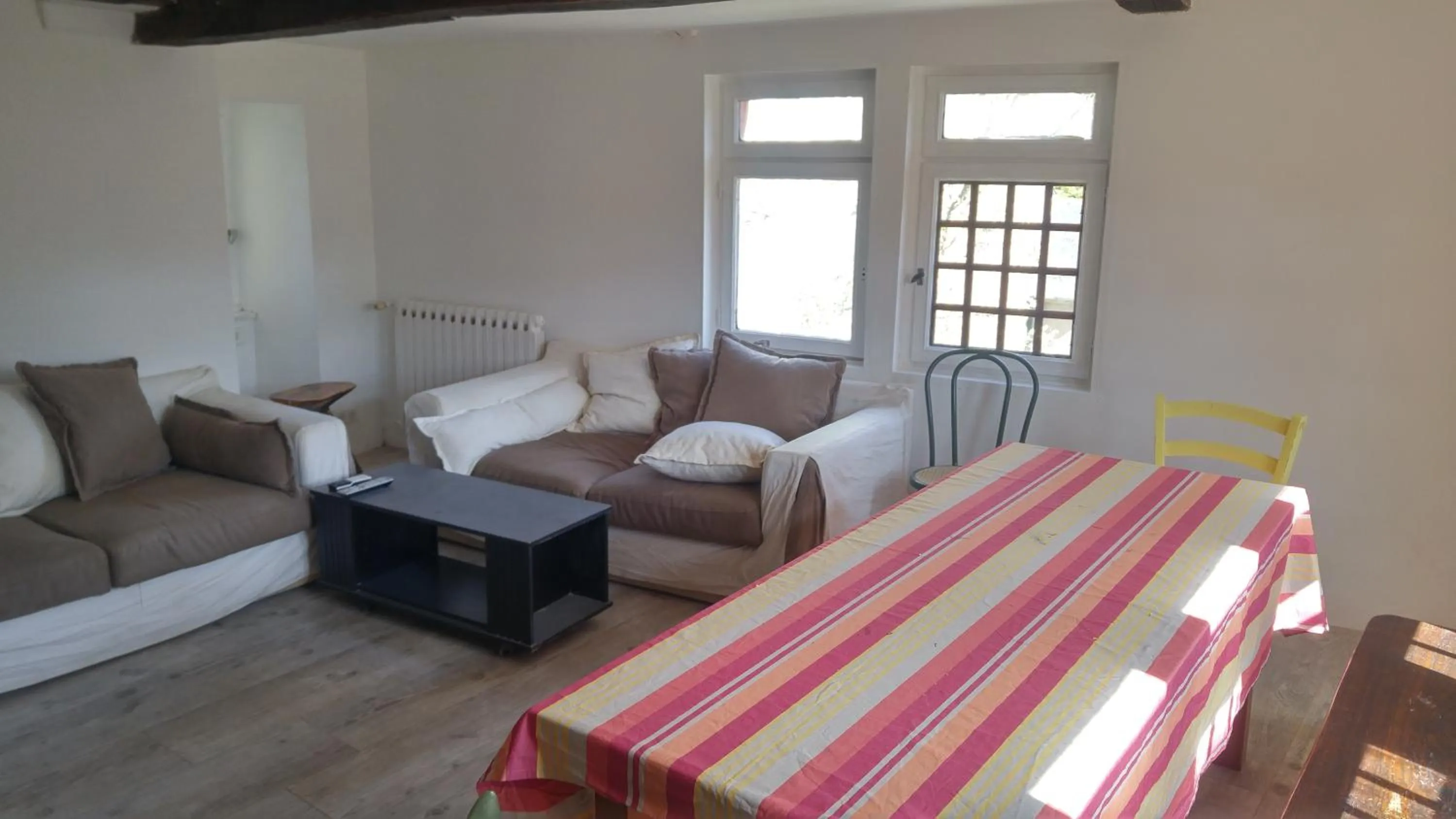 Living room in Hostel du lapin blanc