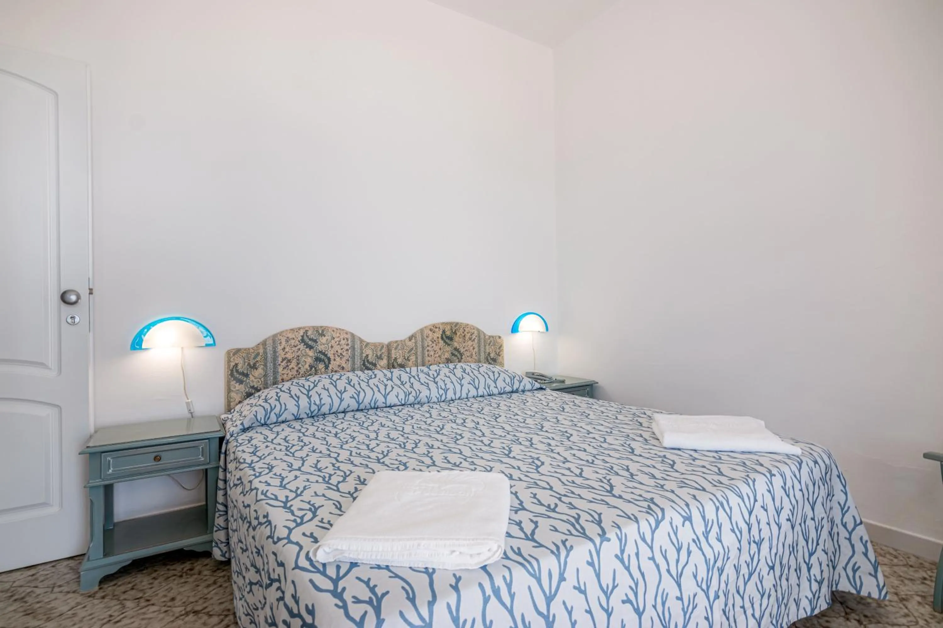 Bedroom, Bed in Hotel Poseidon