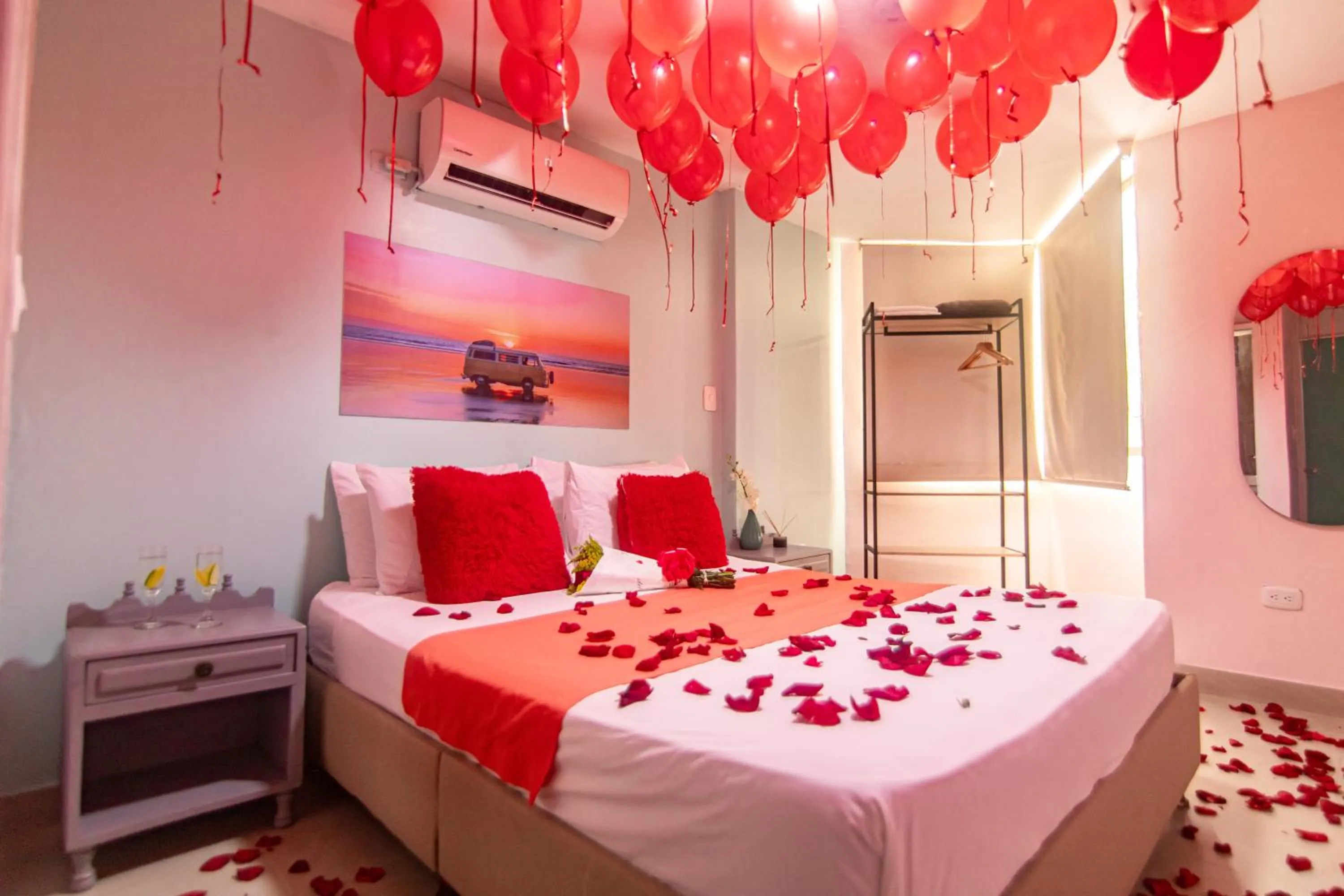 Photo of the whole room, Bed in Taybo Beach By St Hoteles