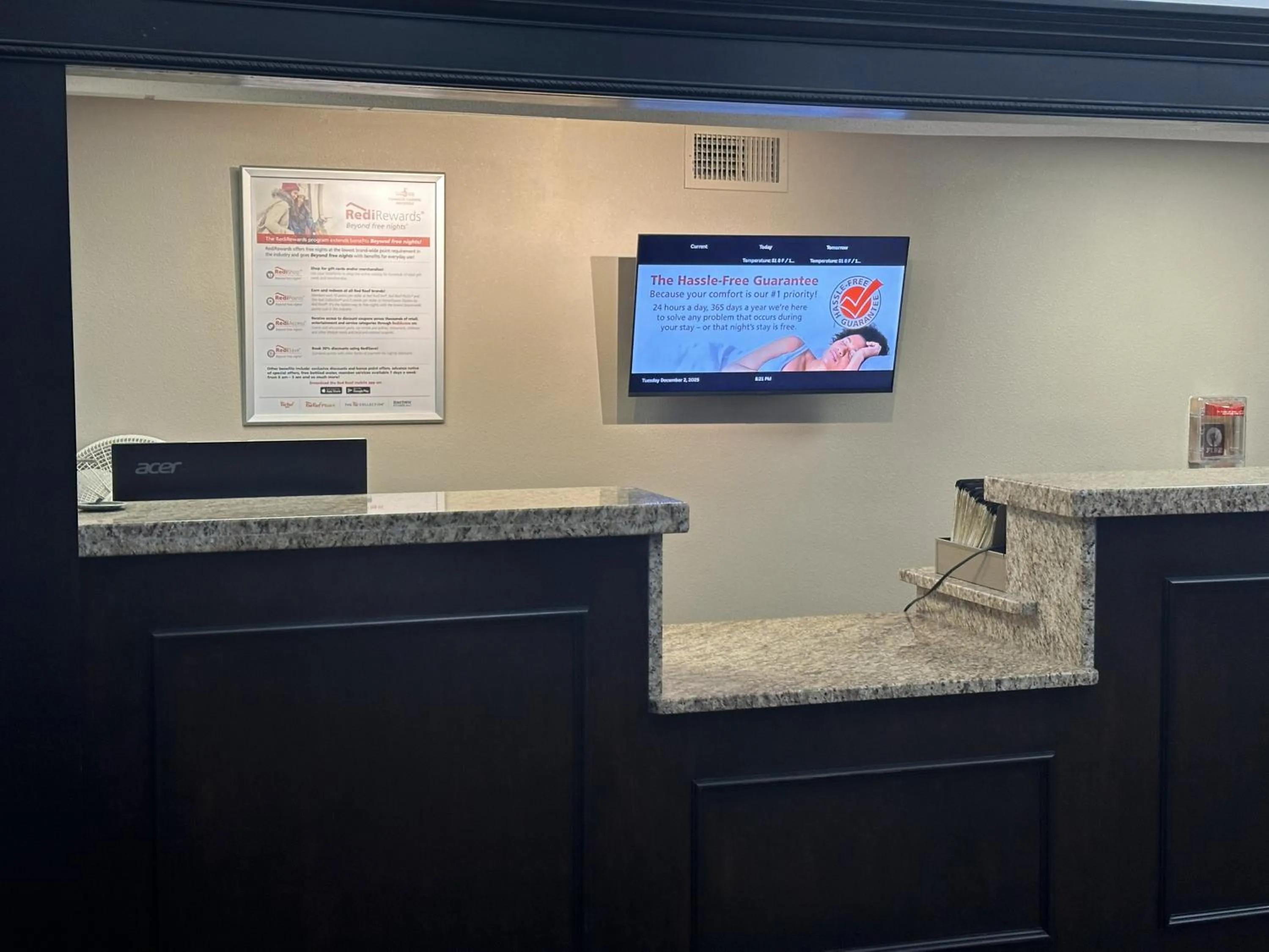Lobby or reception in Red Roof Inn & Suites Middleborough