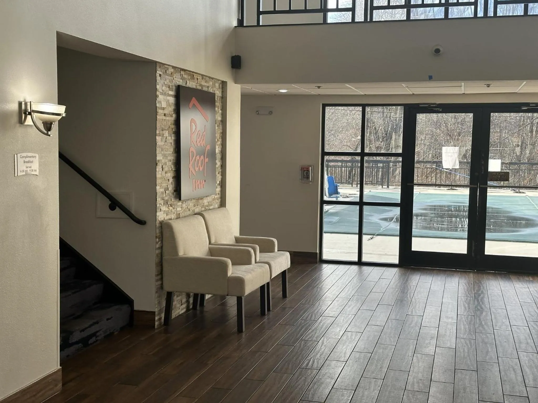 Lobby or reception in Red Roof Inn & Suites Middleborough