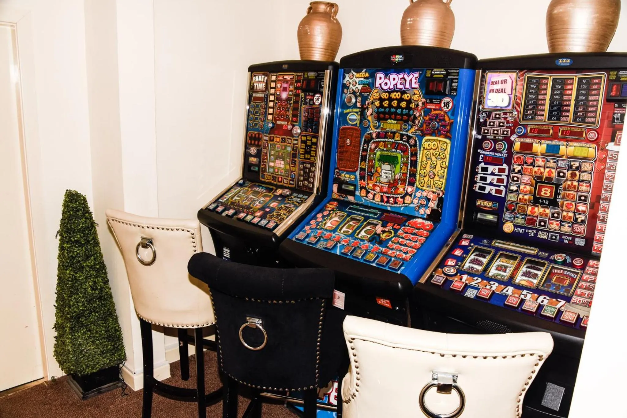 Game Room in Stuart hotel