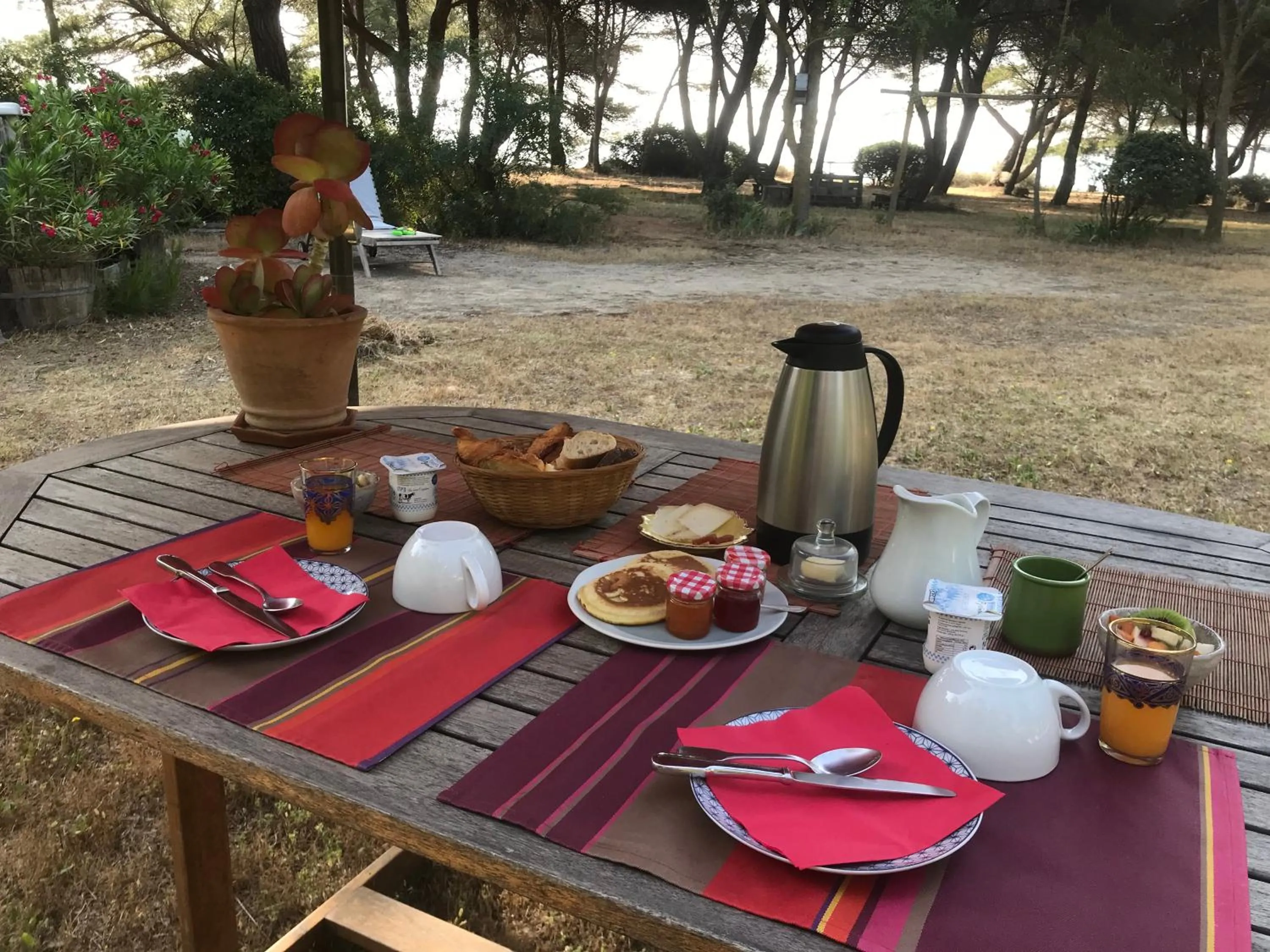 Breakfast in Au bord de Thau