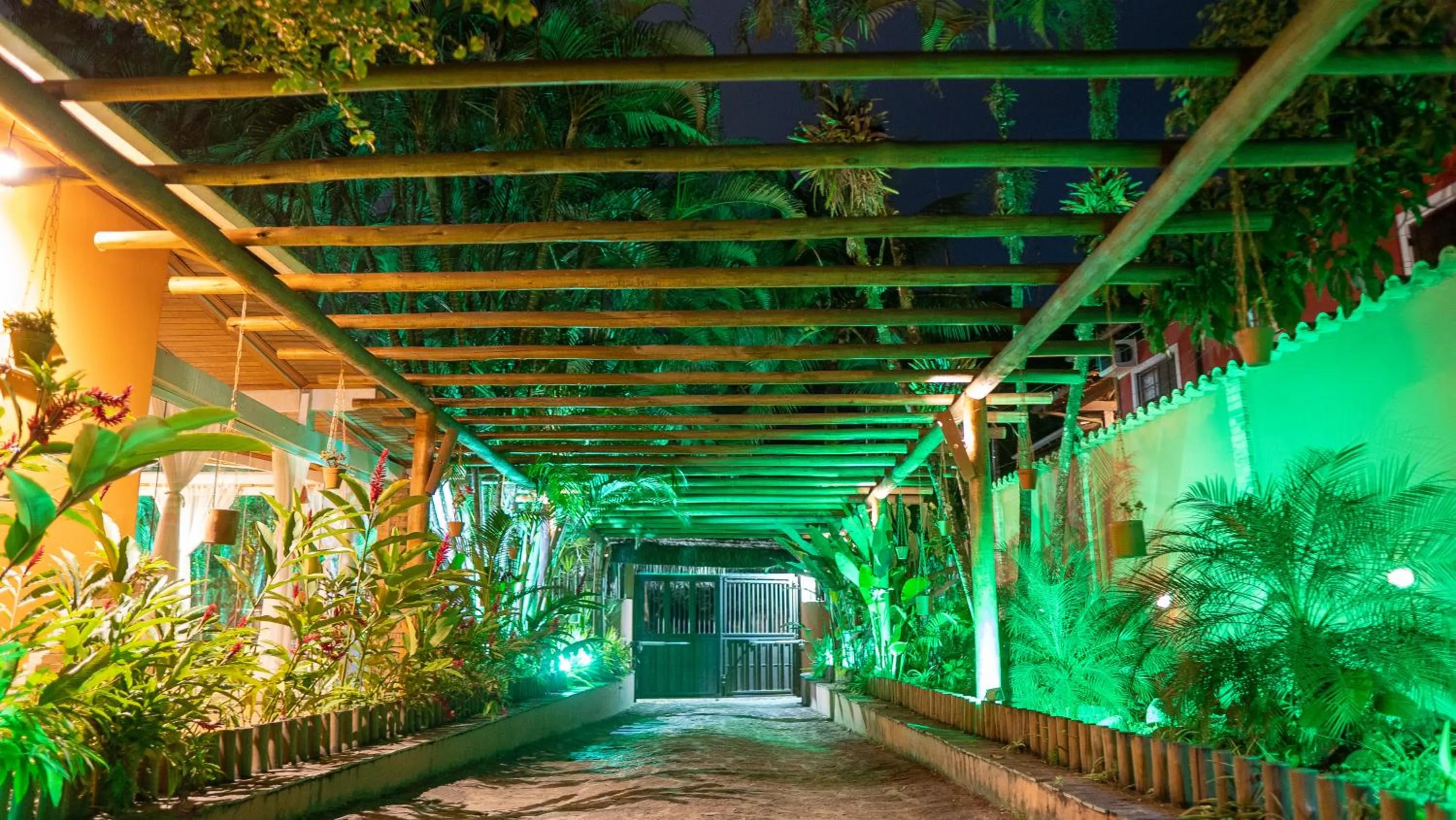 Facade/entrance in Pousada Canoa Caiçara Ilhabela