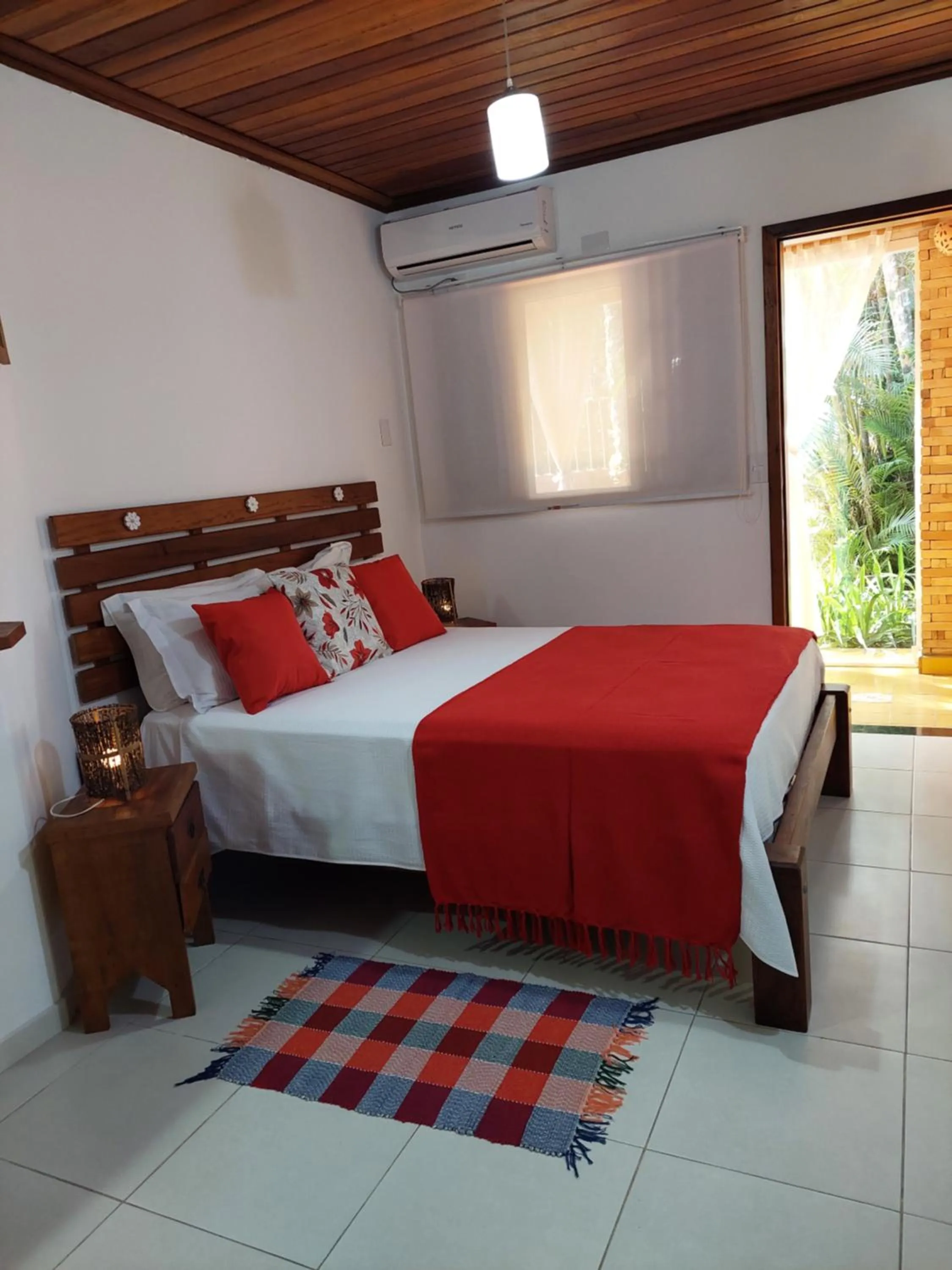 Bed in Pousada Canoa Caiçara Ilhabela