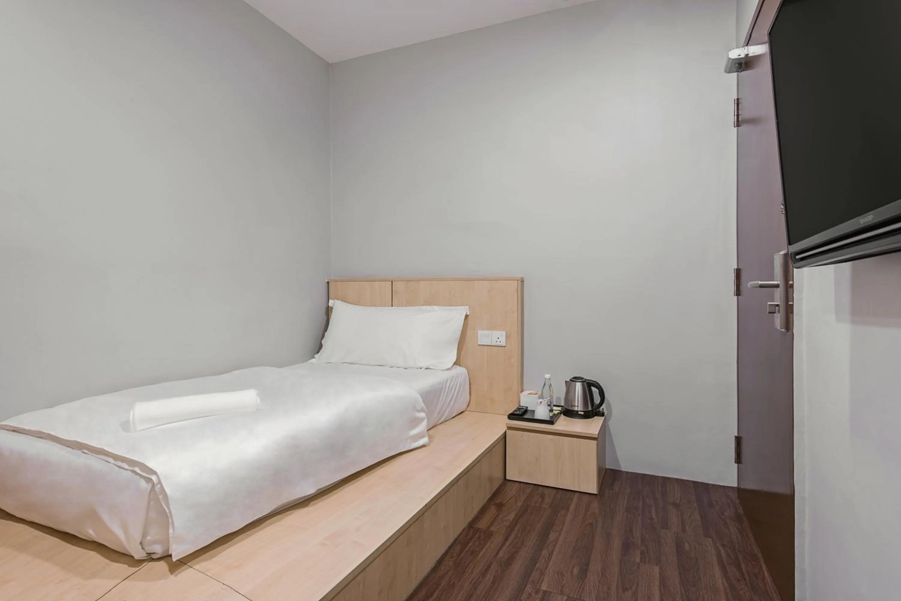 Bed in Hako Hotel Taman U