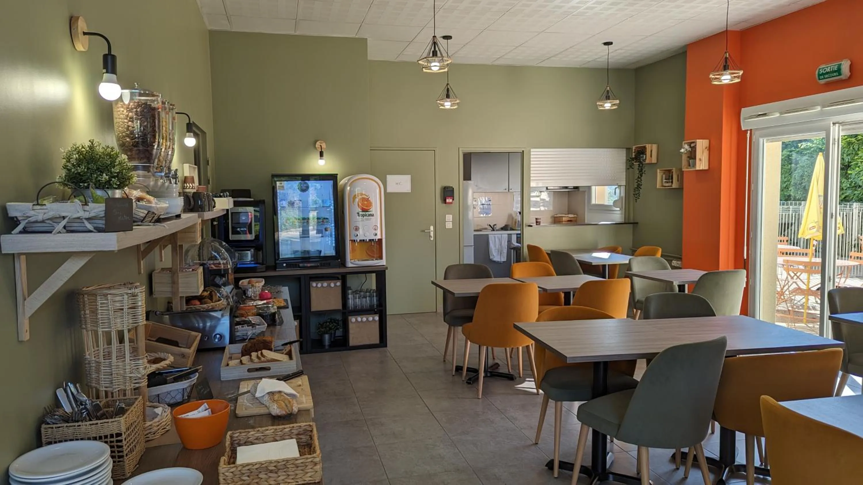 Lobby or reception in Garden & City Clermont-Ferrand - Gerzat