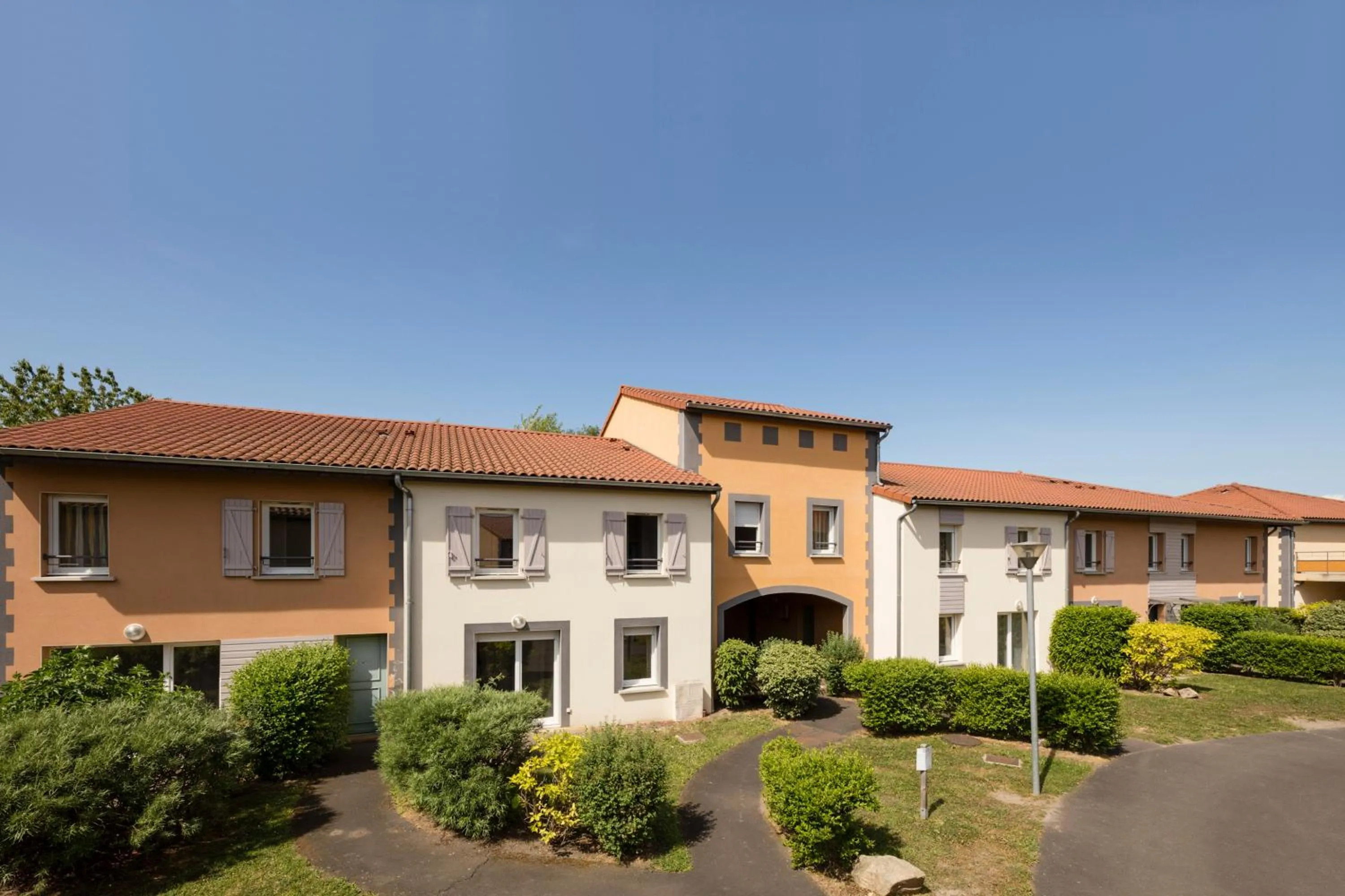 Property building in Garden & City Clermont-Ferrand - Gerzat