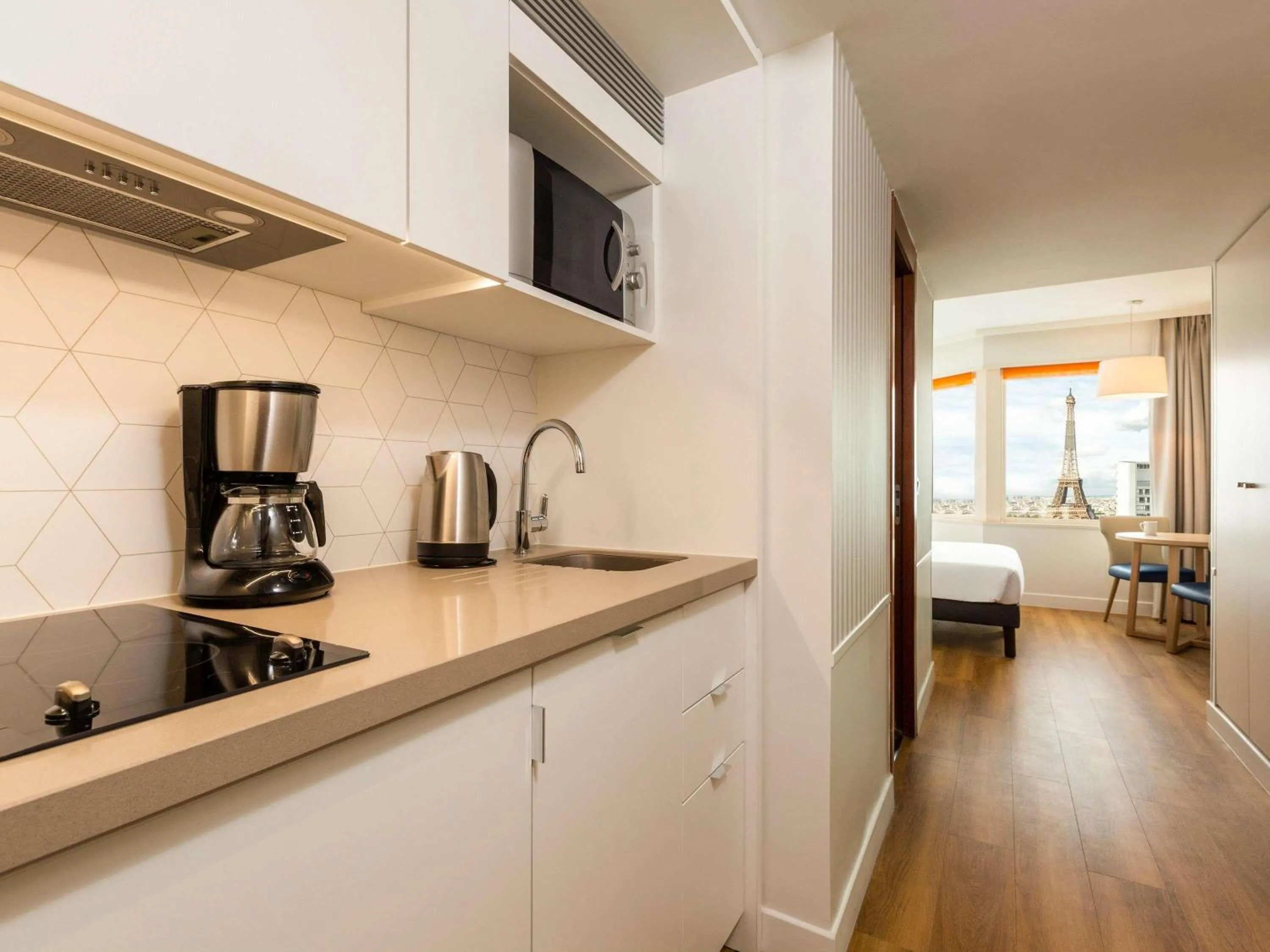 Studio with Eiffel Tower View in Aparthotel Adagio Paris Centre Tour Eiffel