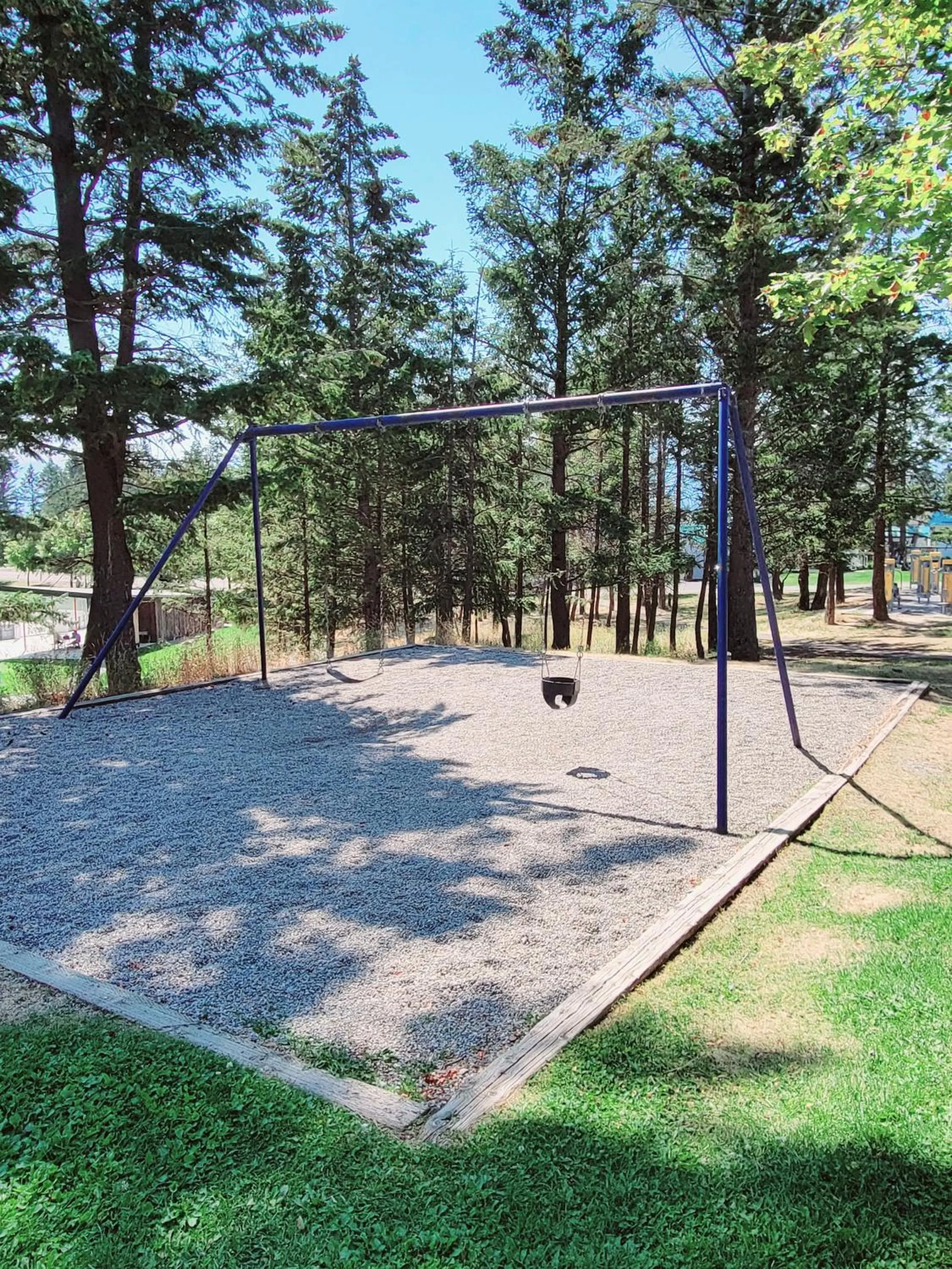 Children play ground in Mountain Springs Motel
