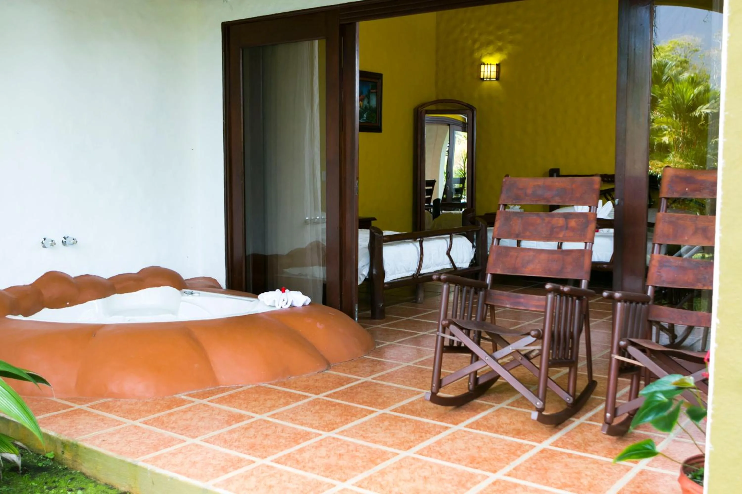 Photo of the whole room in Hotel Mountain Paradise