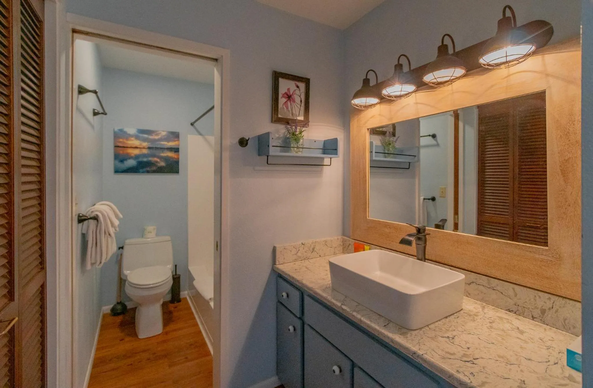 Bathroom in Embarcadero Resort