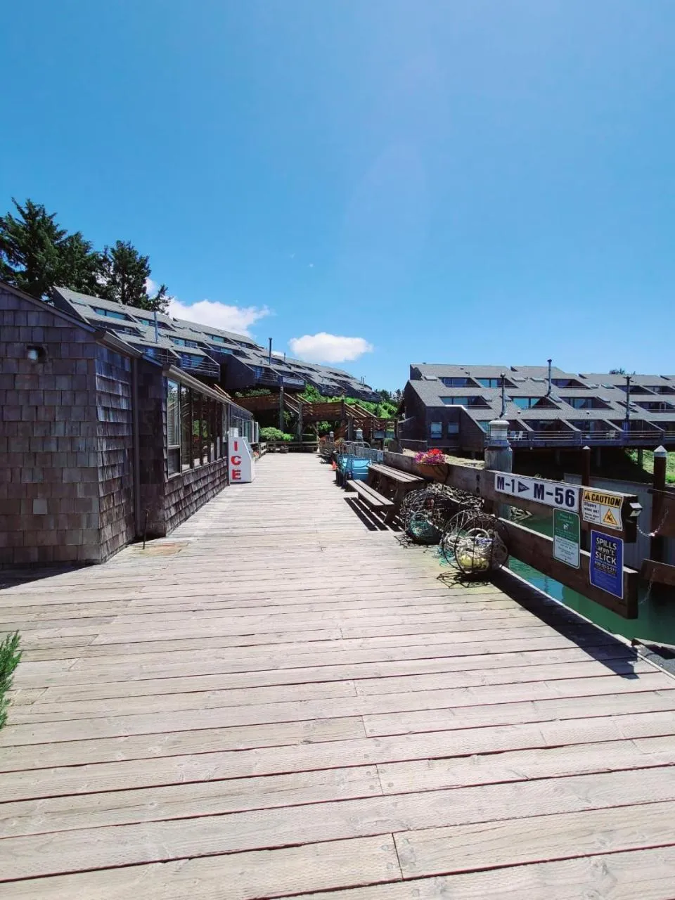 Property building in Embarcadero Resort