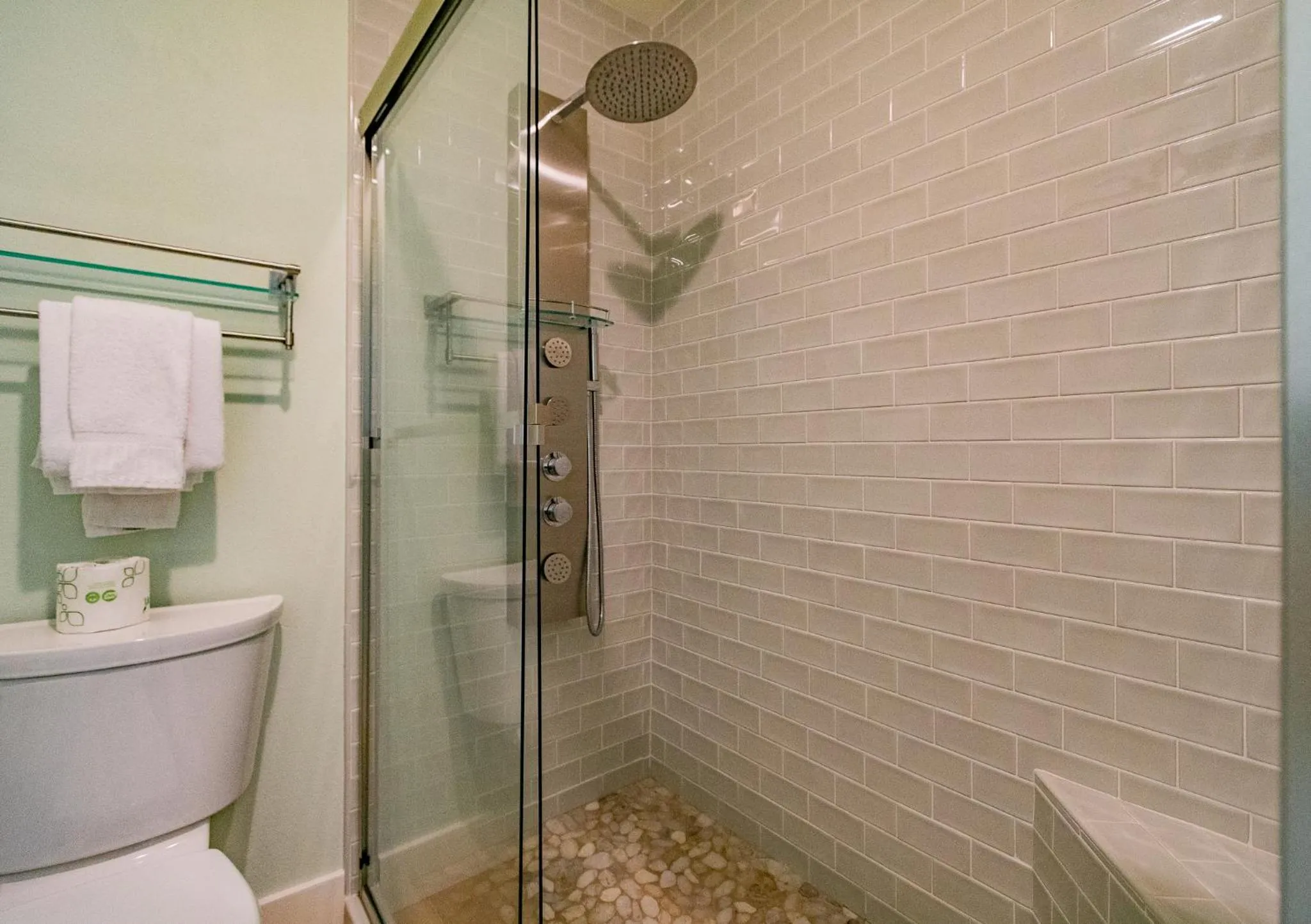 Bathroom in Embarcadero Resort