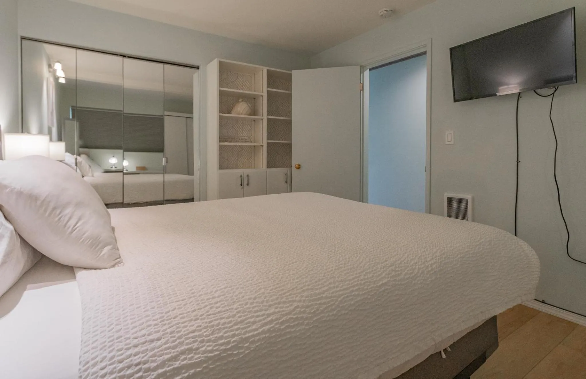 Bedroom, Bed in Embarcadero Resort