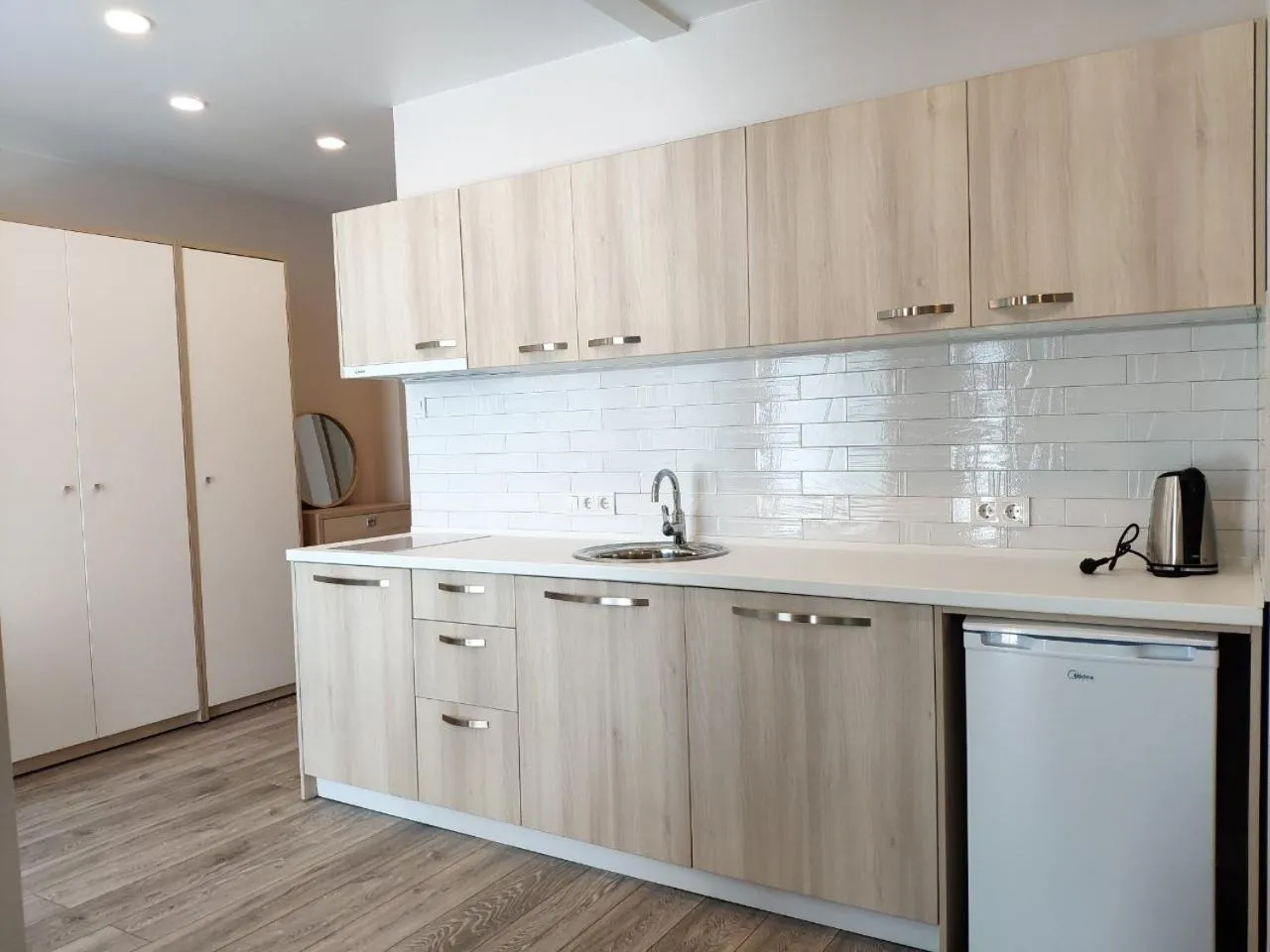 Kitchen or kitchenette in Green Line