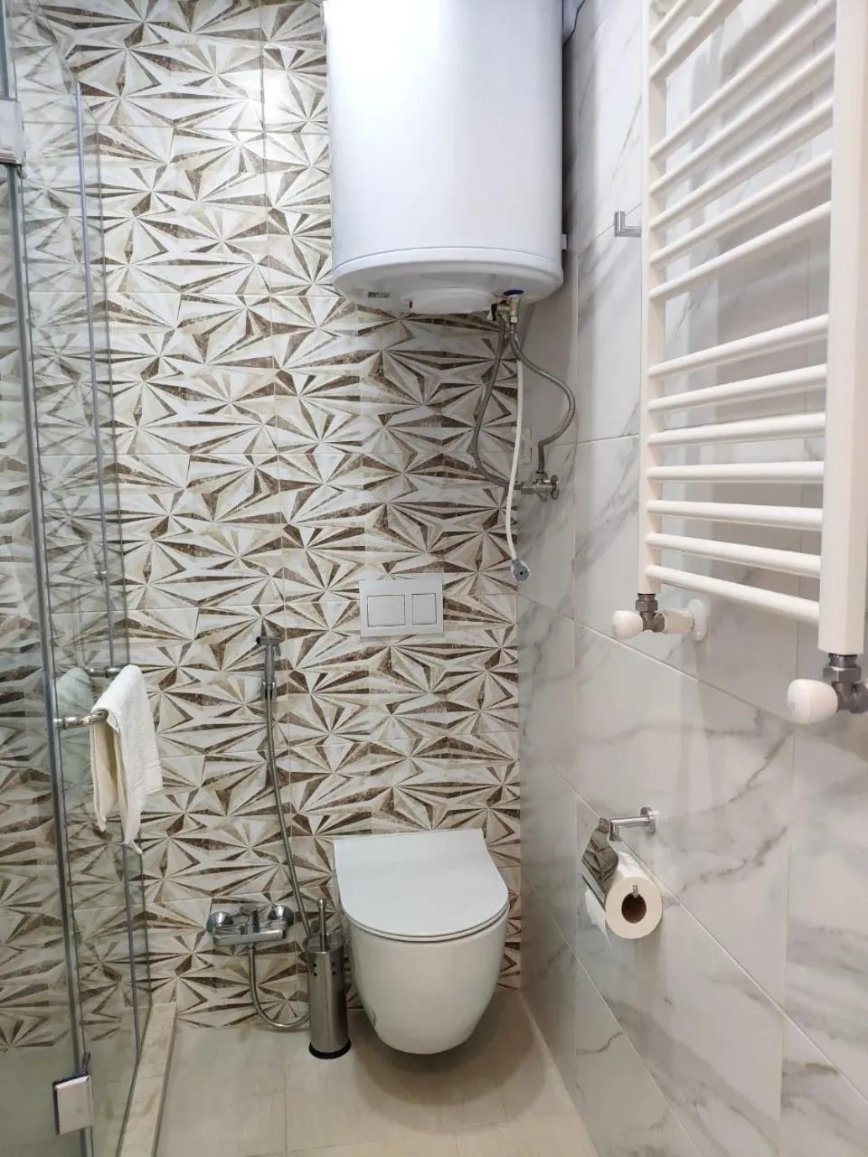 Toilet in Green Line