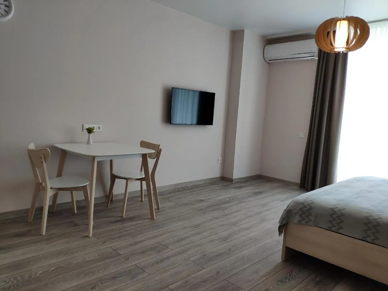 TV and multimedia, Bed in Green Line