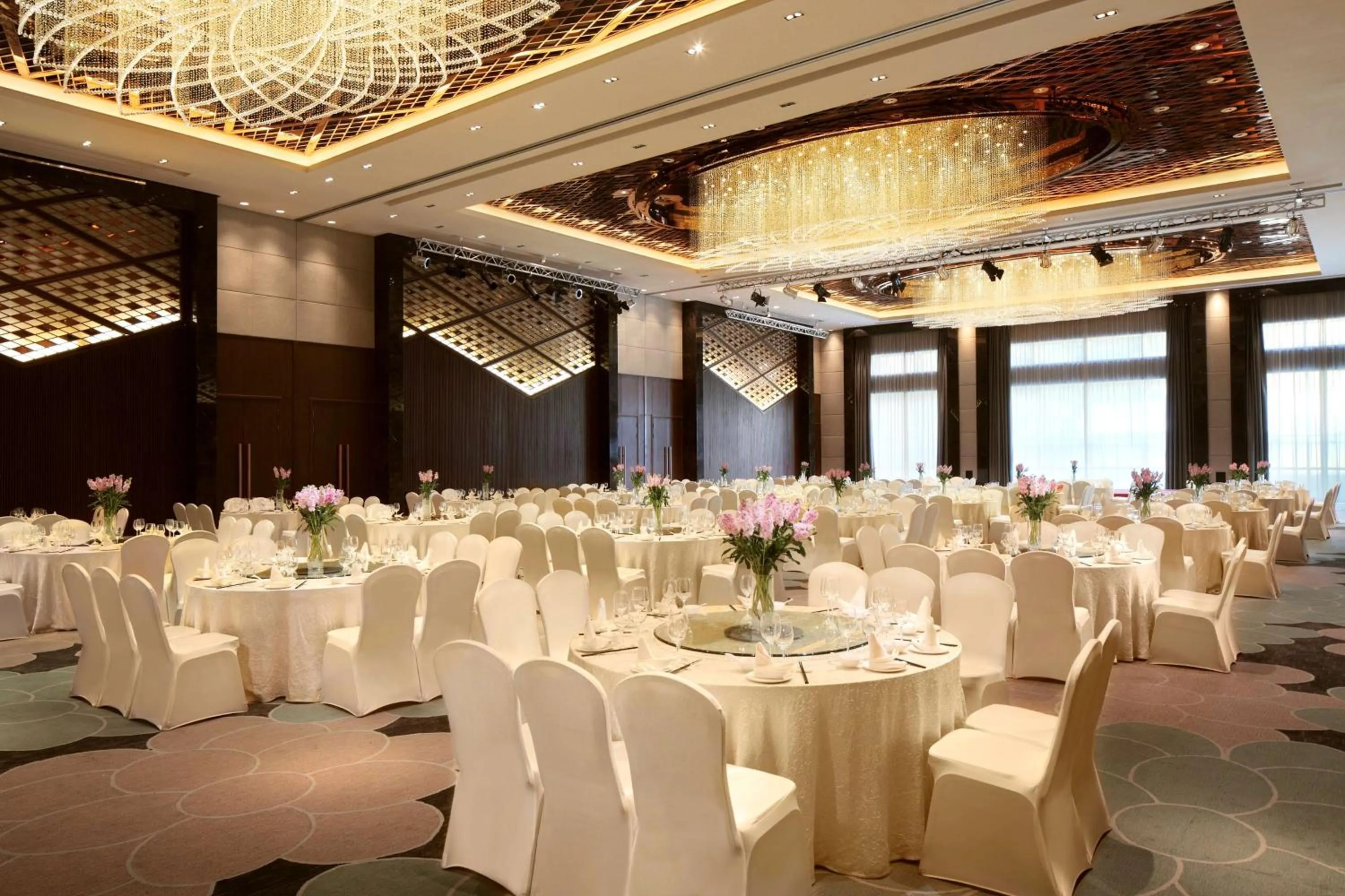 Meeting/conference room in DoubleTree By Hilton Jiaxing