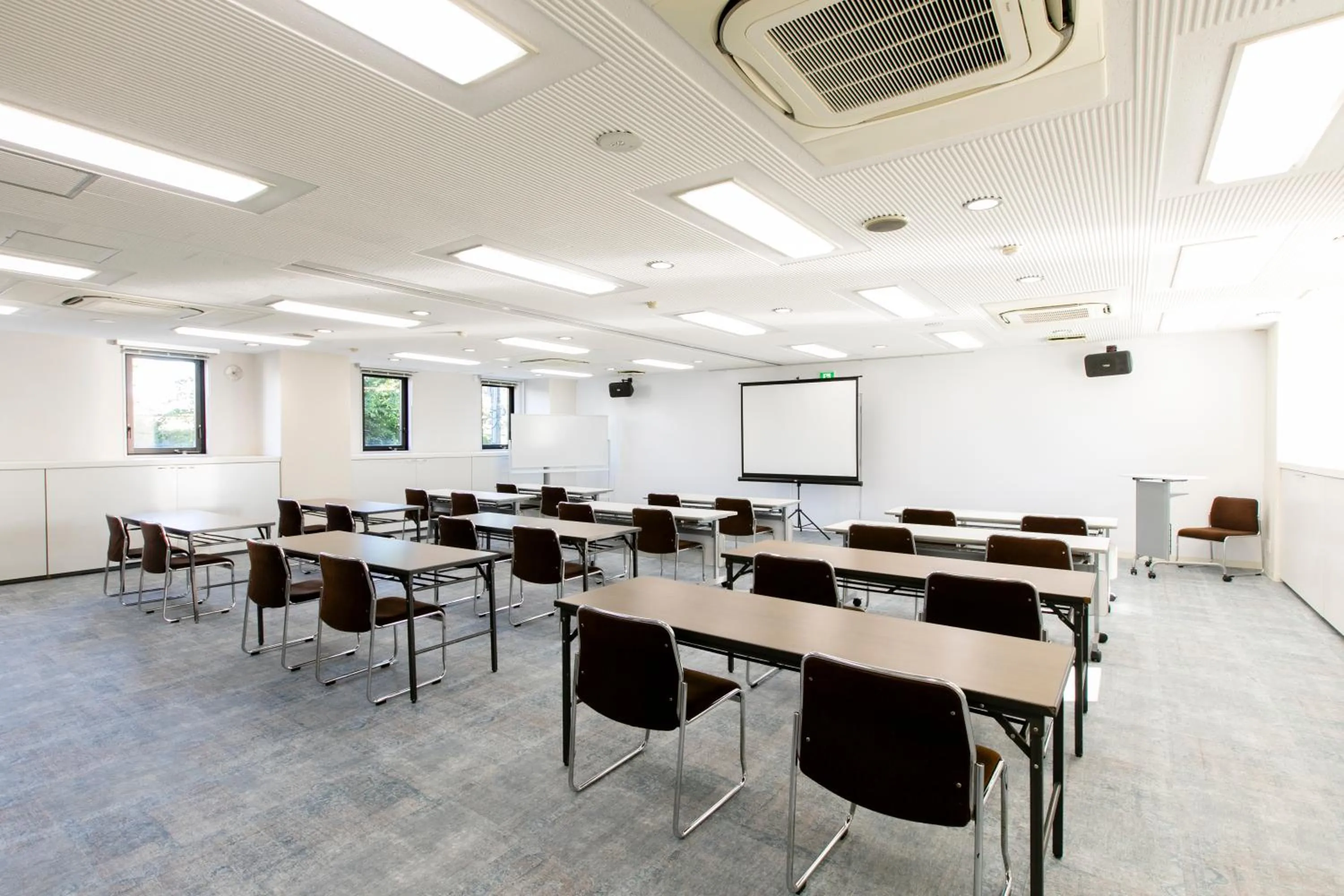 Meeting/conference room in Hotel Wing International Sagamihara