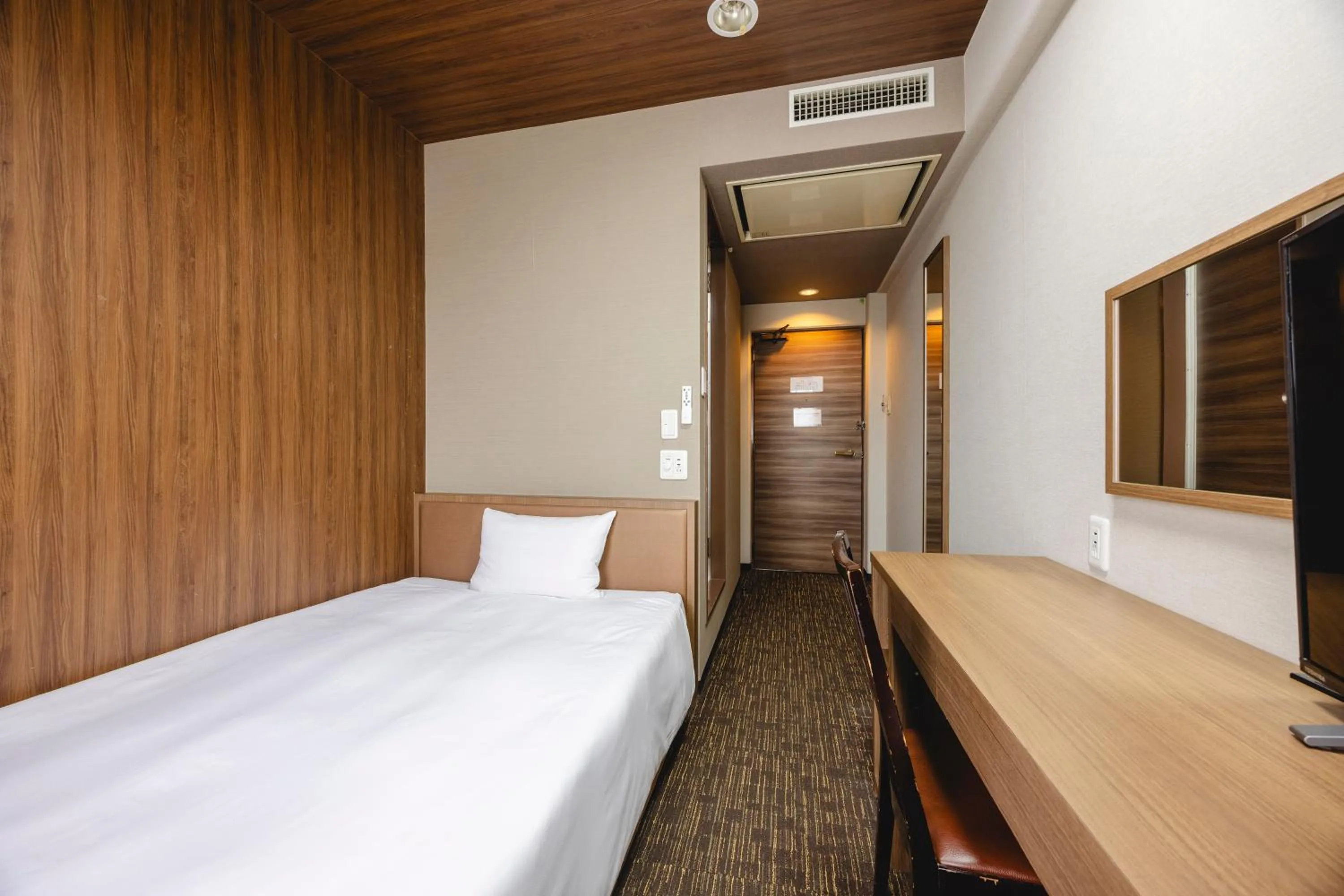 Photo of the whole room, Bed in Hotel Wing International Sagamihara
