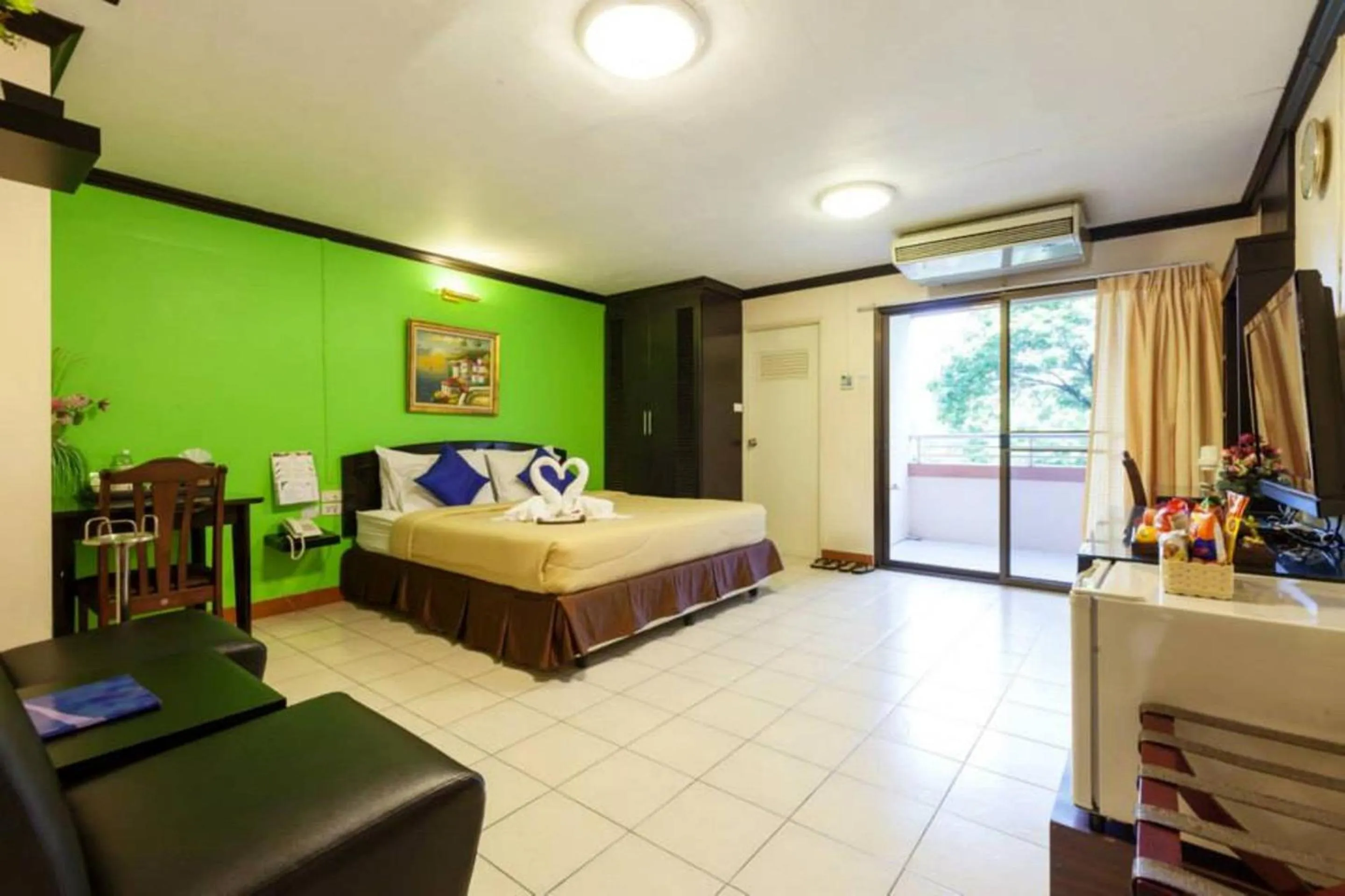 Day in Grand Mandarin Residence