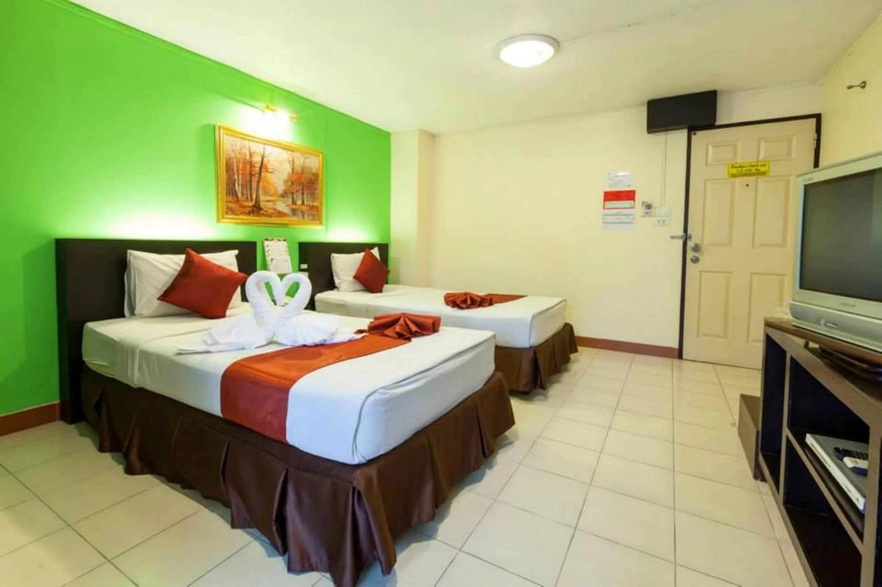 Photo of the whole room in Grand Mandarin Residence