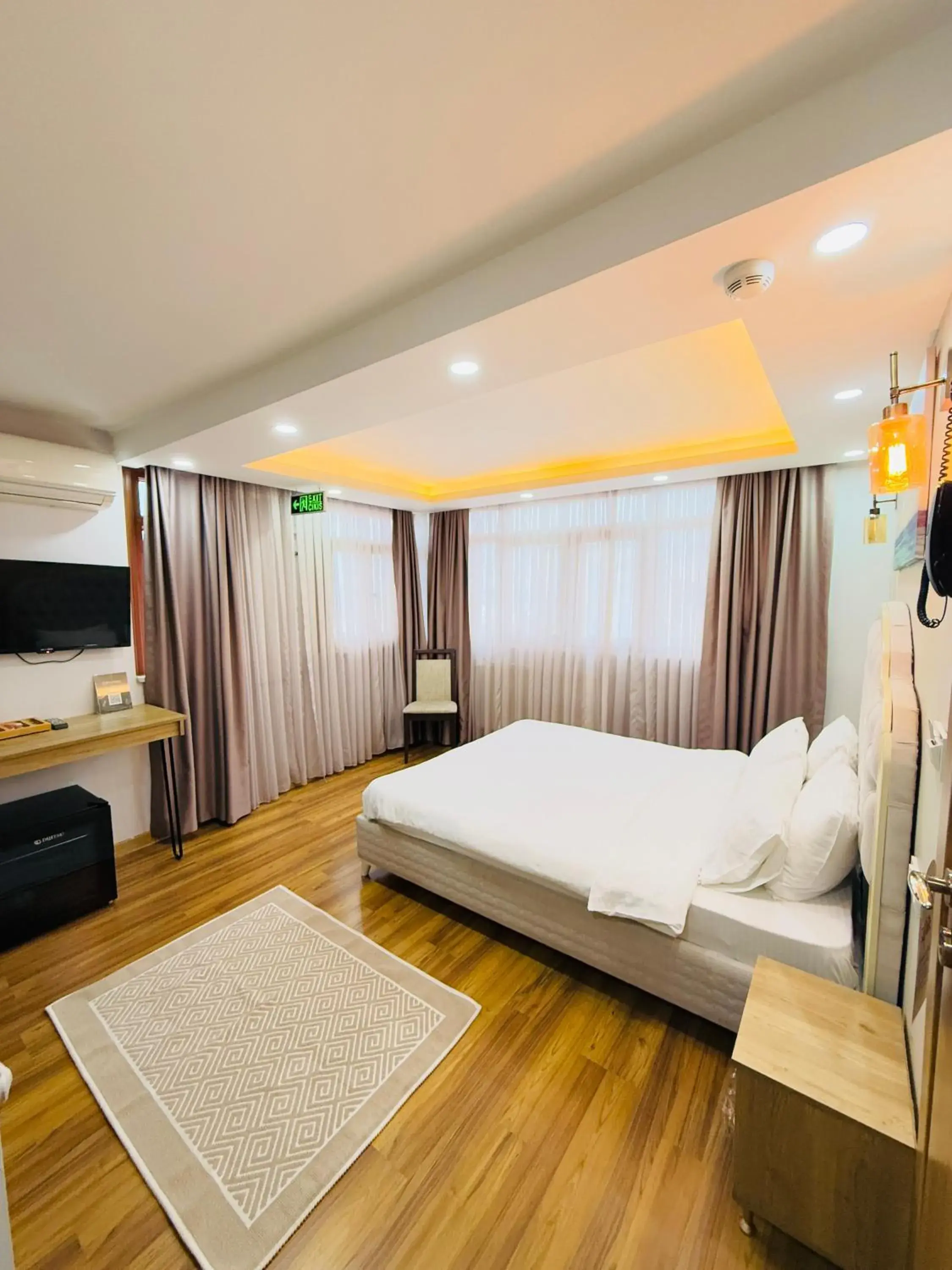 Double Room with Sea View in PALMERA OLD CITY Double Room with Sea View in PALMERA OLD CITY