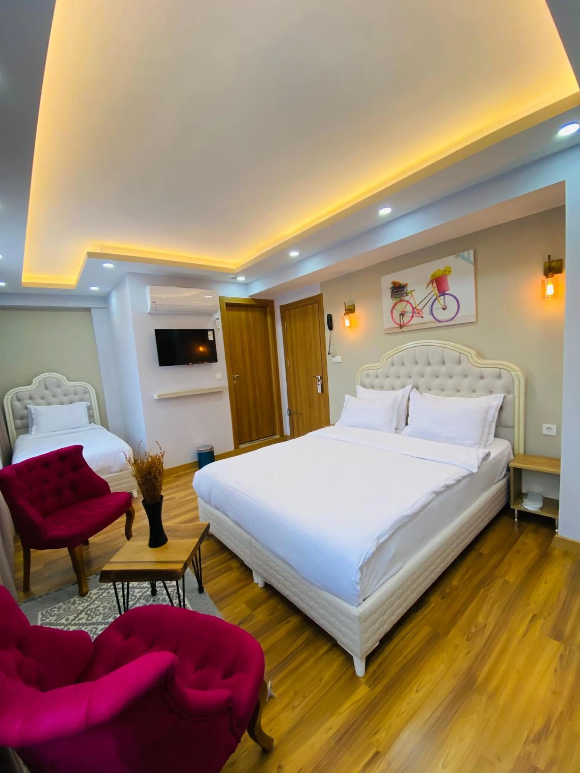 Standard Triple Room in PALMERA OLD CITY
