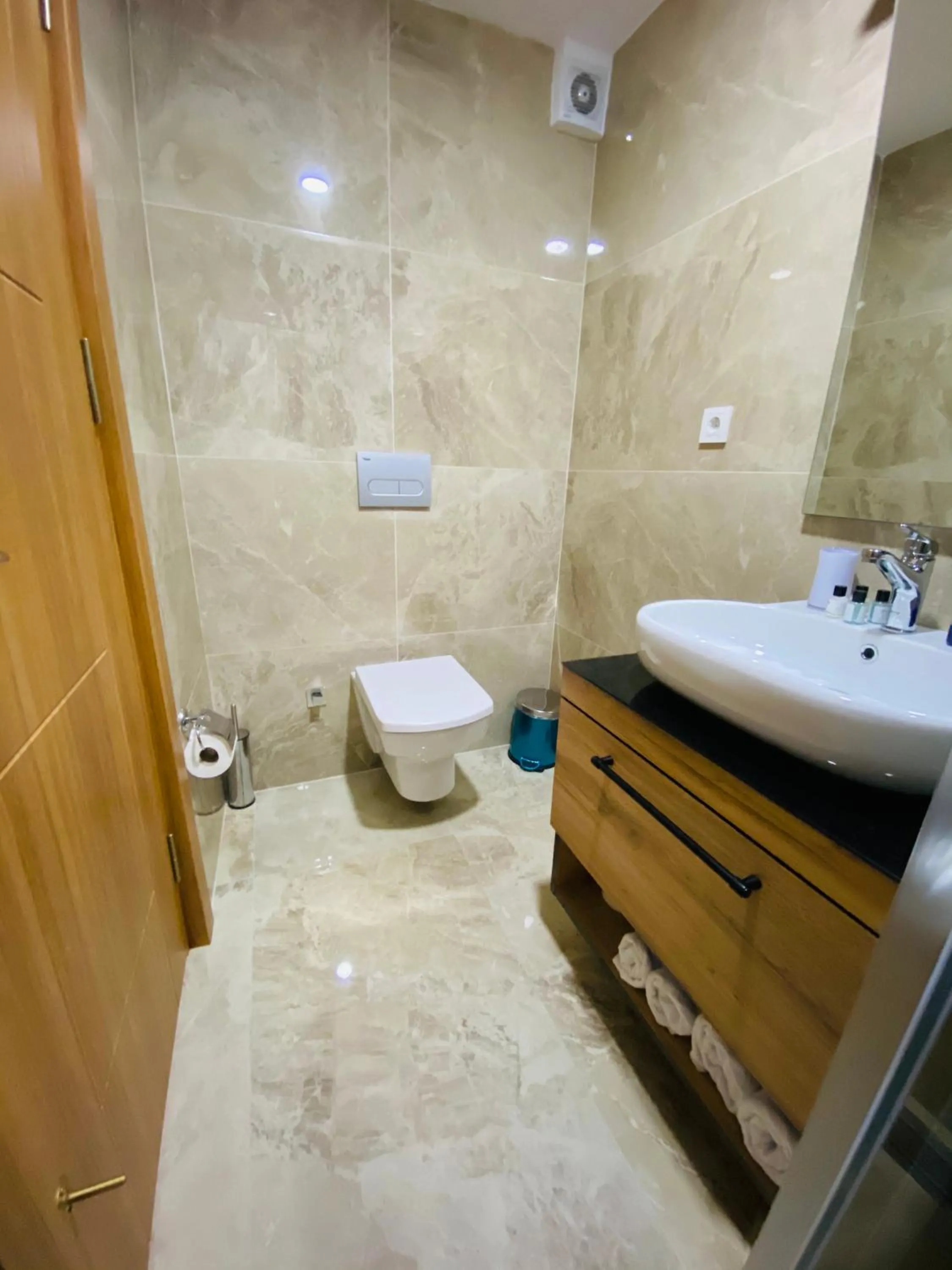 Bathroom in PALMERA OLD CITY