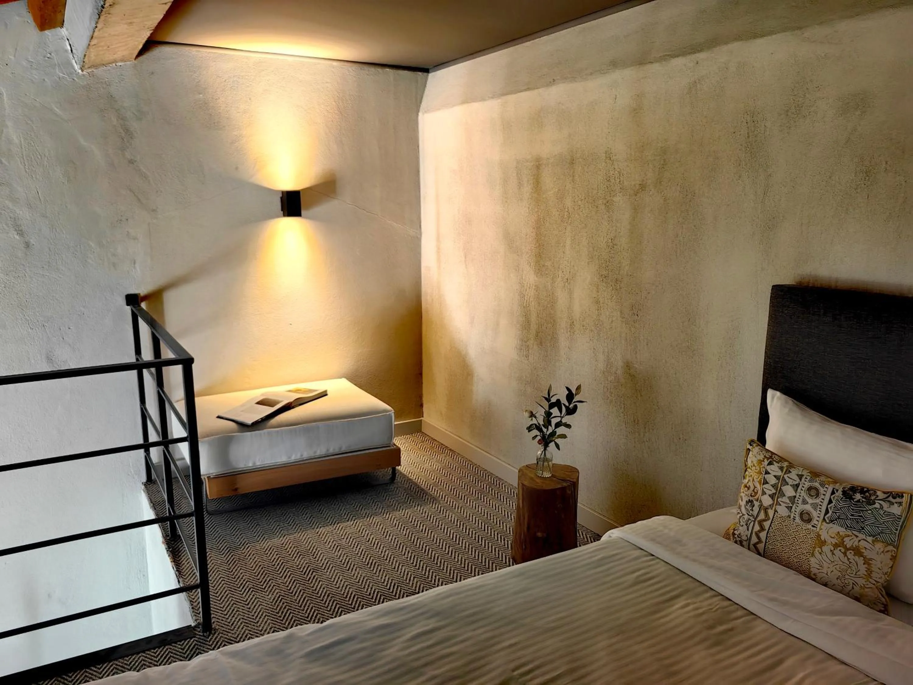 Bed in Chateau Copsa Complex