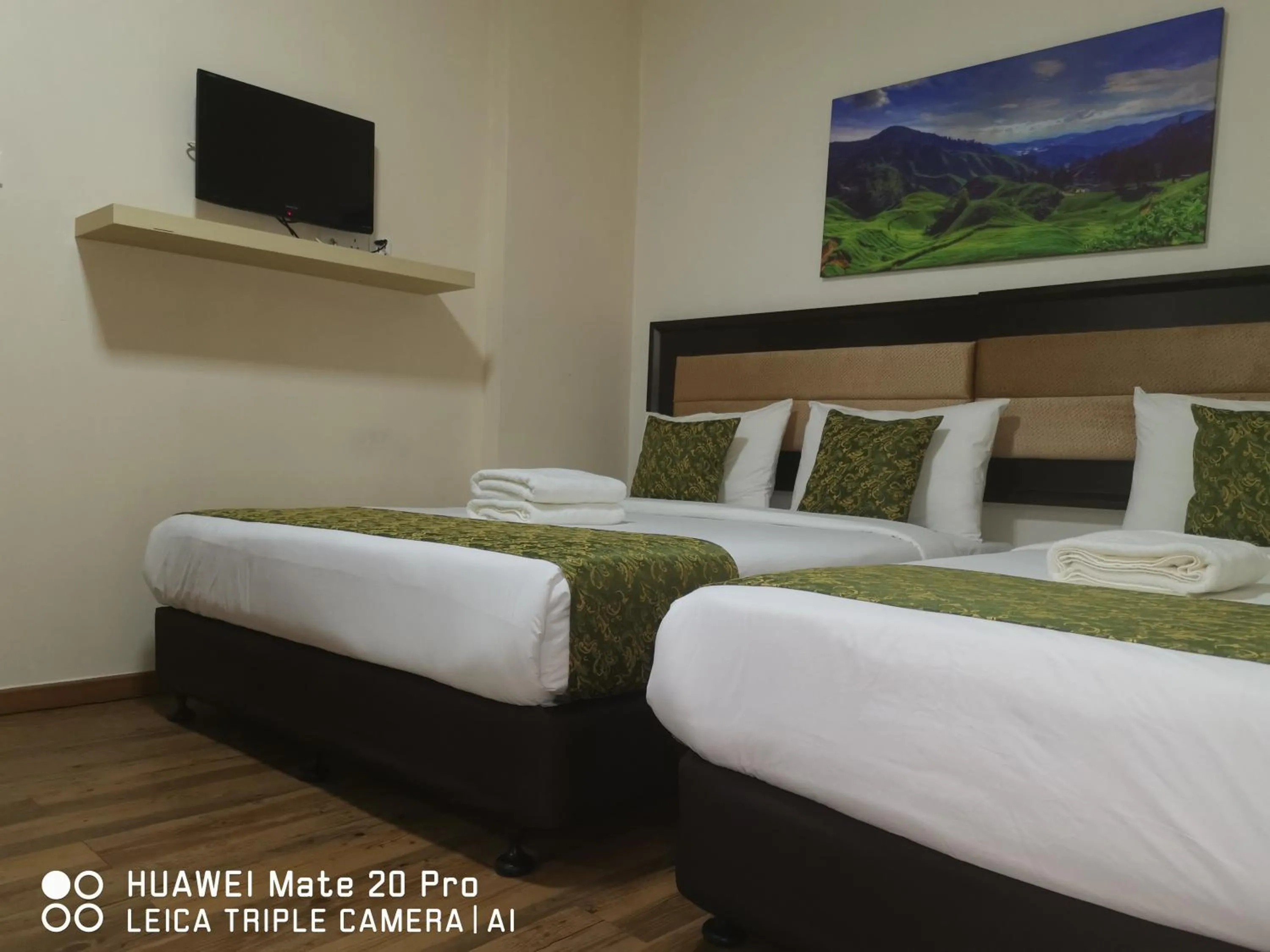 Swimming pool, Bed in Yeob Bay hotel Ampang