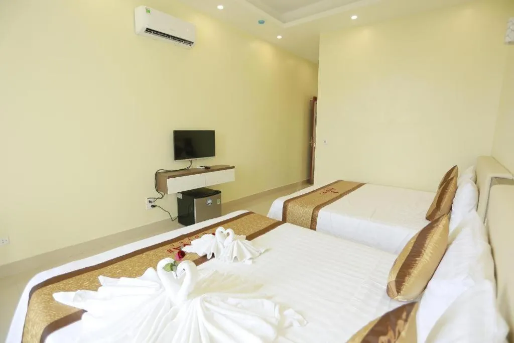 Bed in Anova 2 Hotel