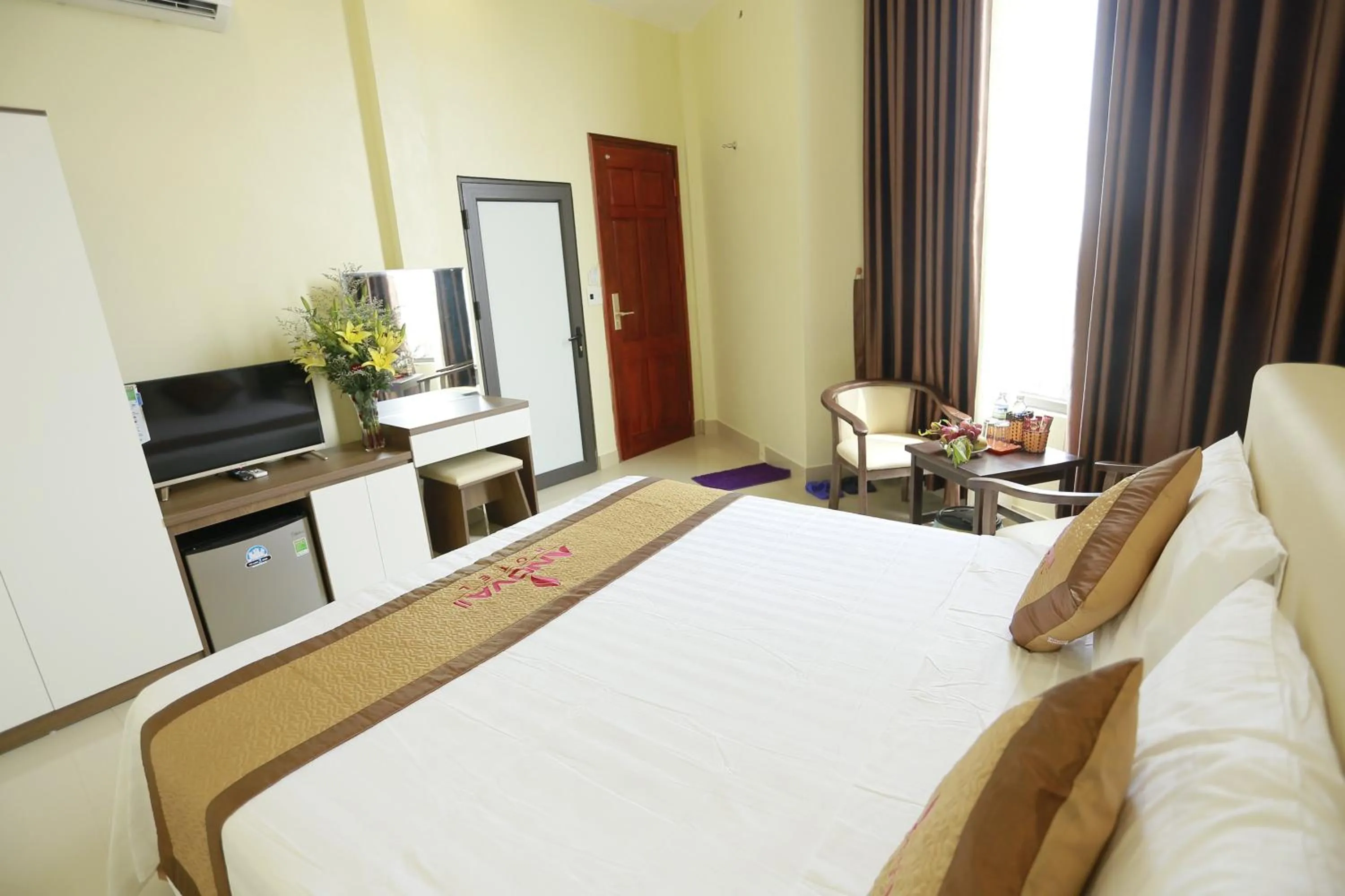 Bed in Anova 2 Hotel