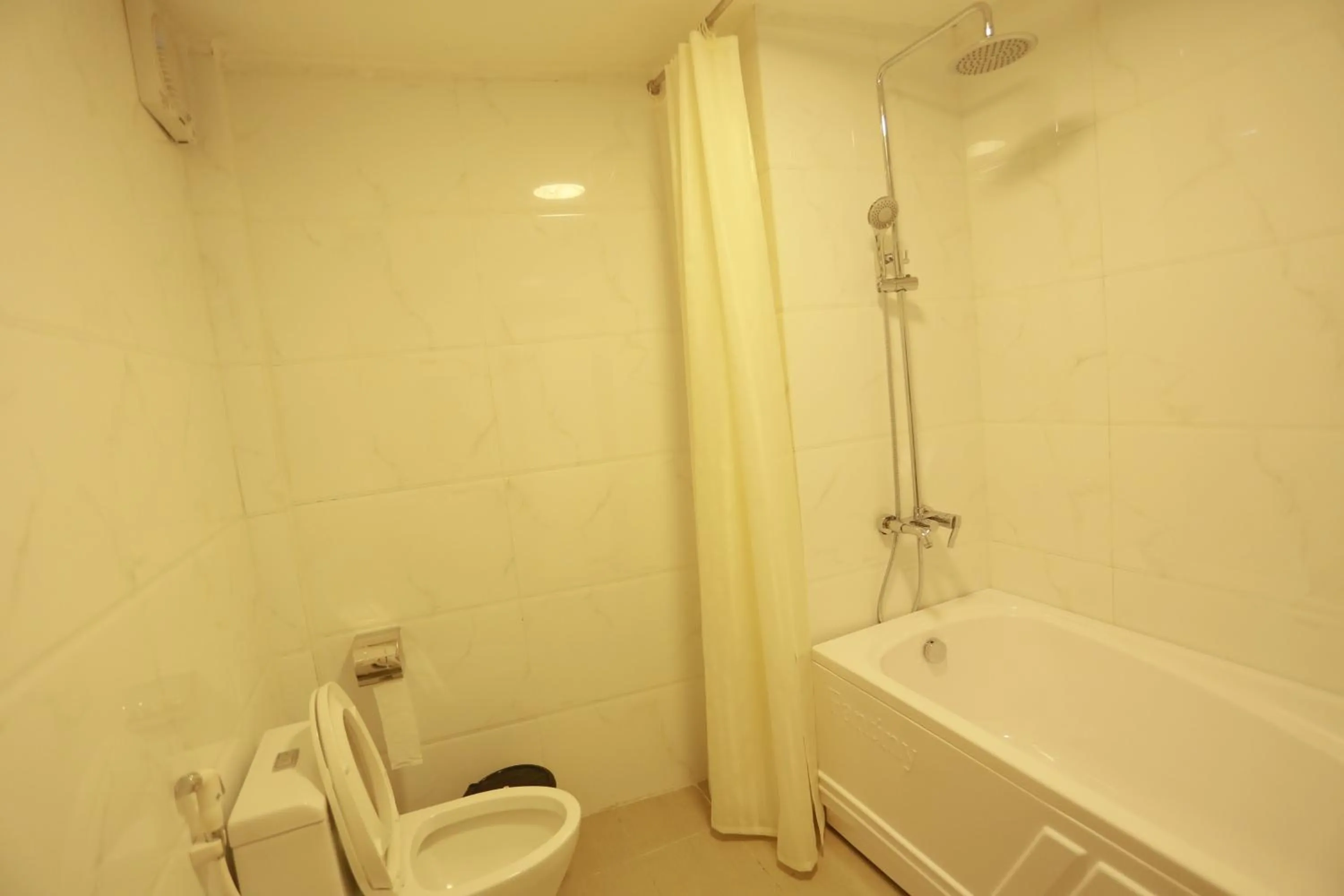 Hot Tub in Anova 2 Hotel