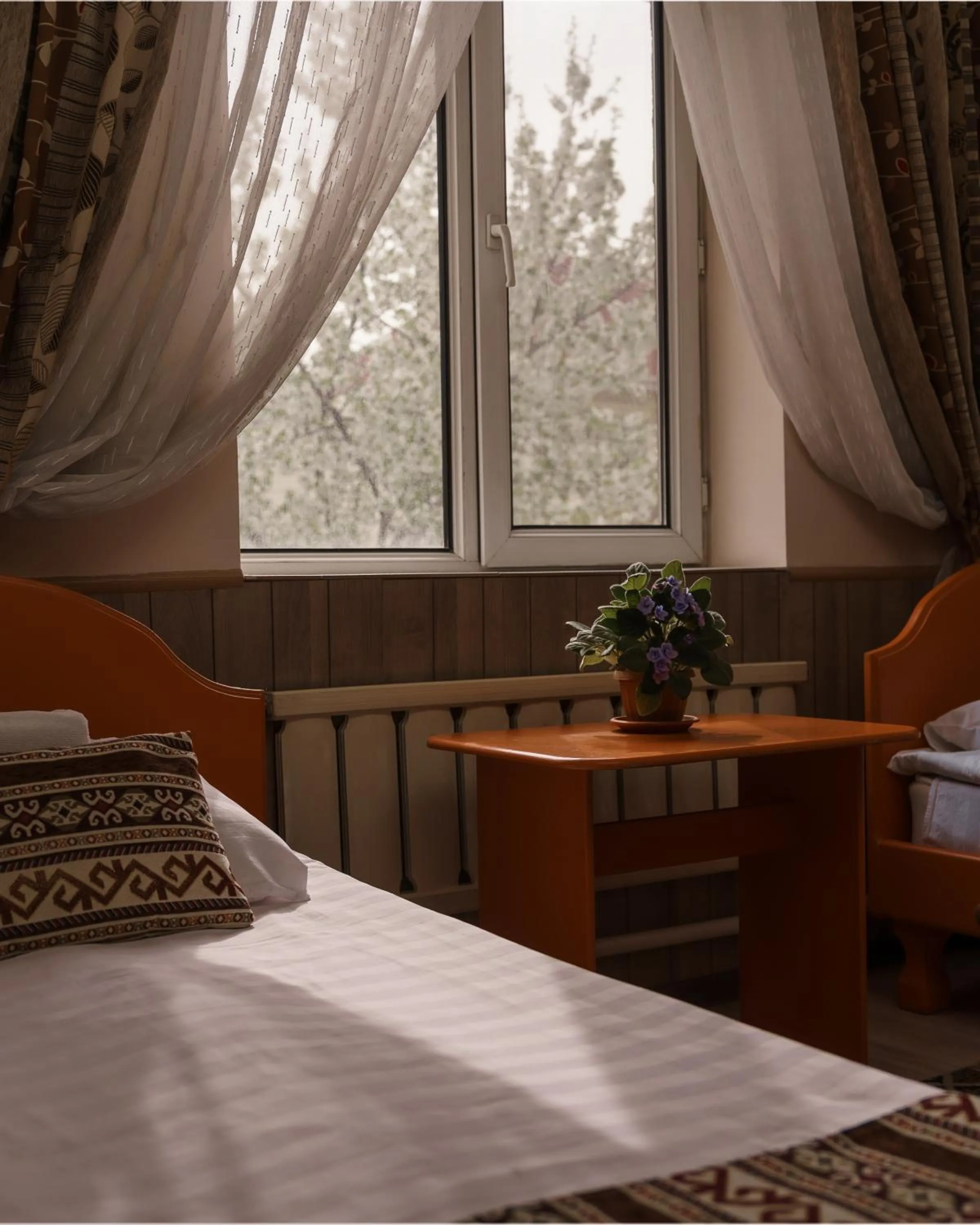 Bed in Alpinist Hotel