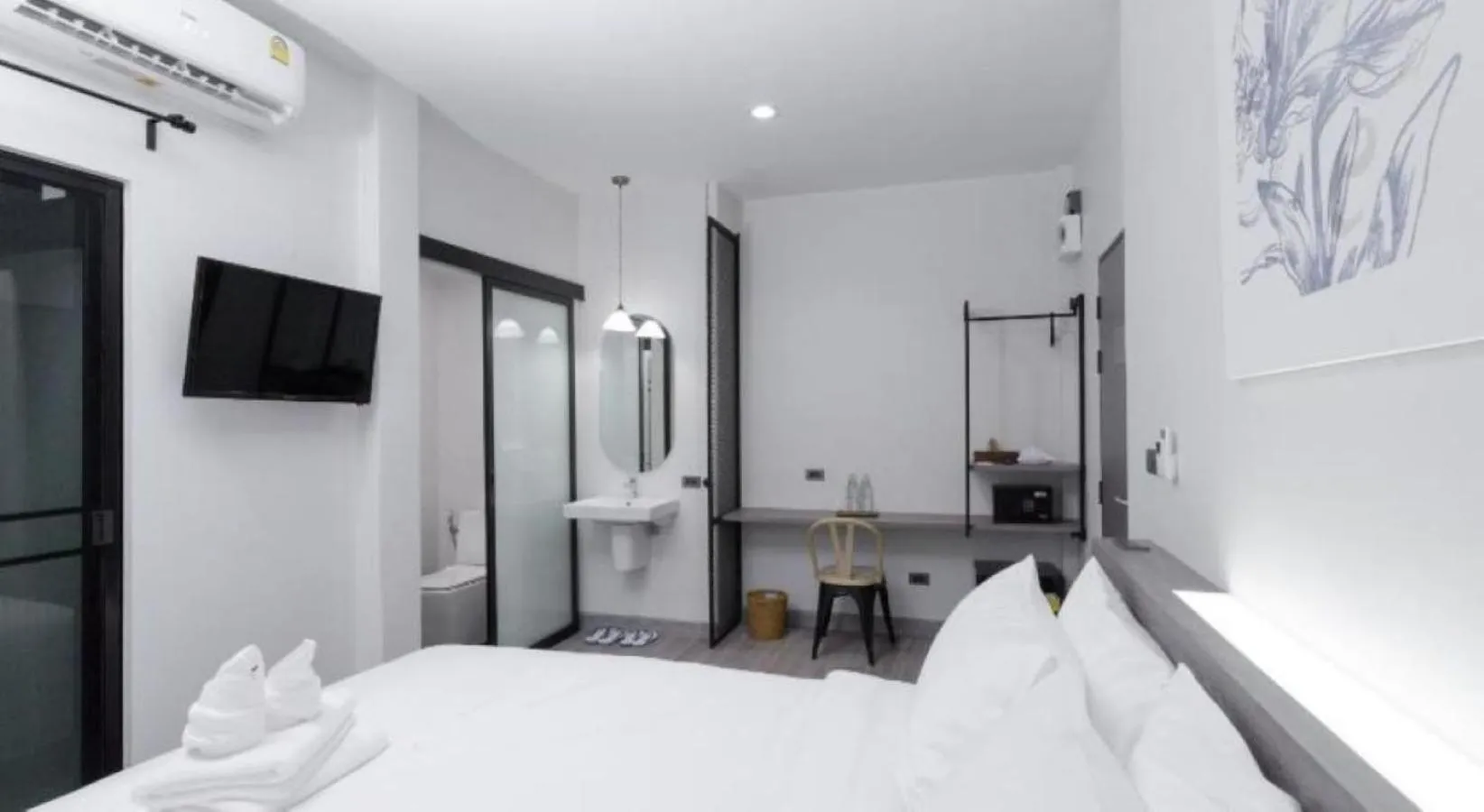 Bed in The Locals Chiang Mai