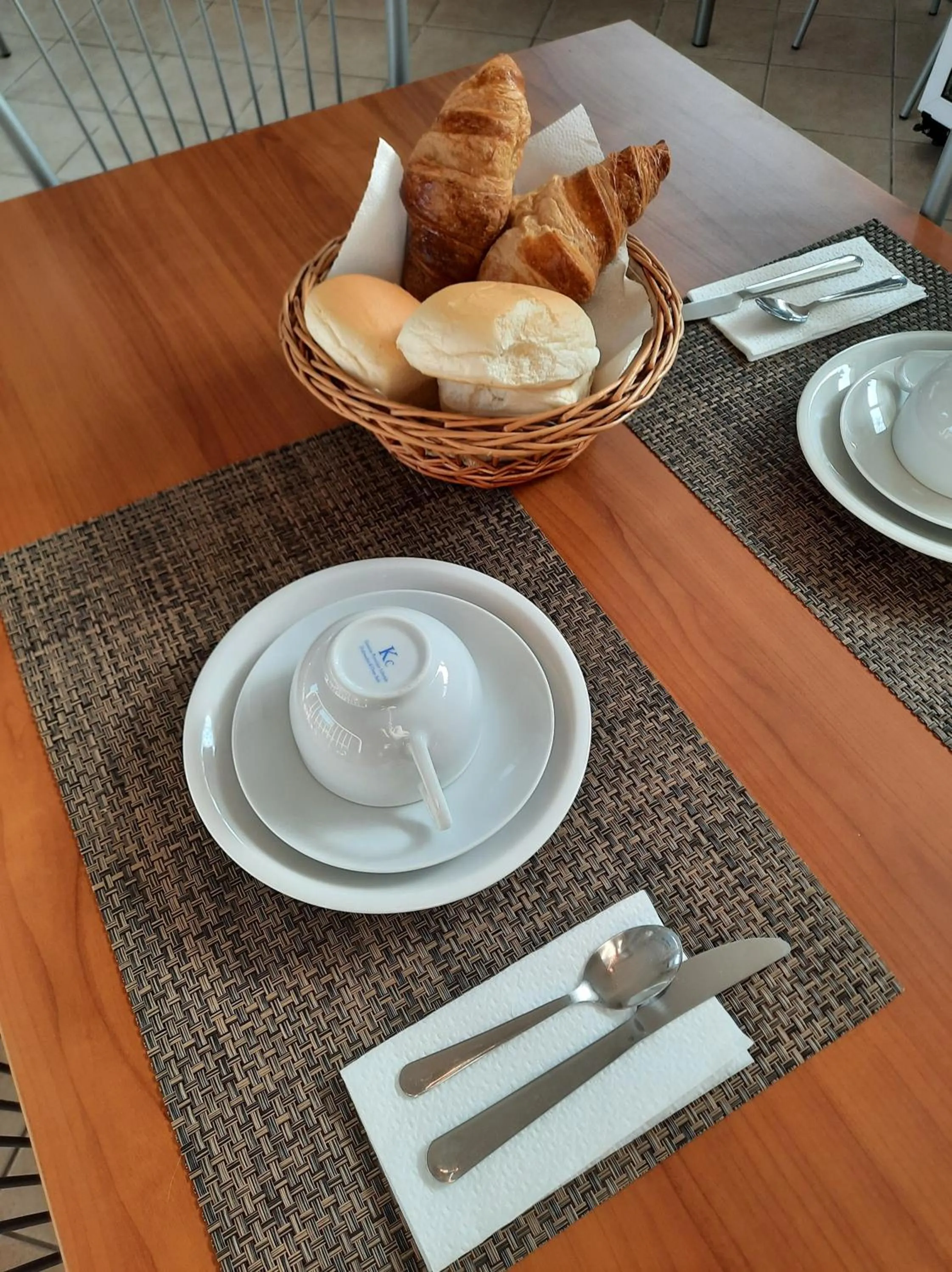 Breakfast in Villa Mayoti B&B